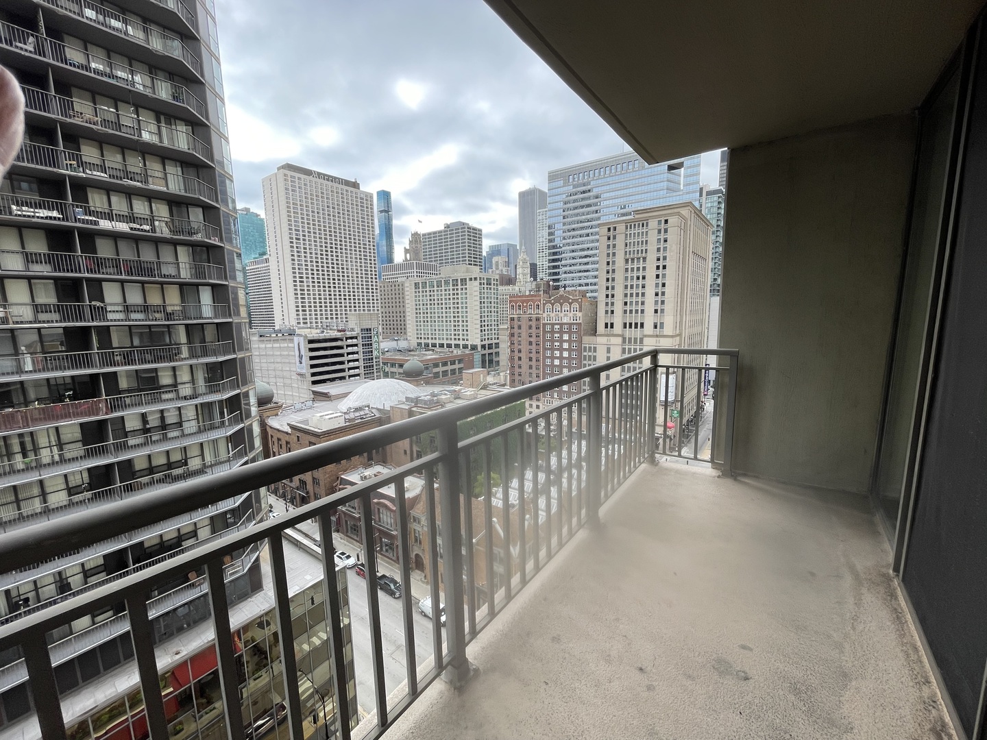 630 N State Street Unit: 1605