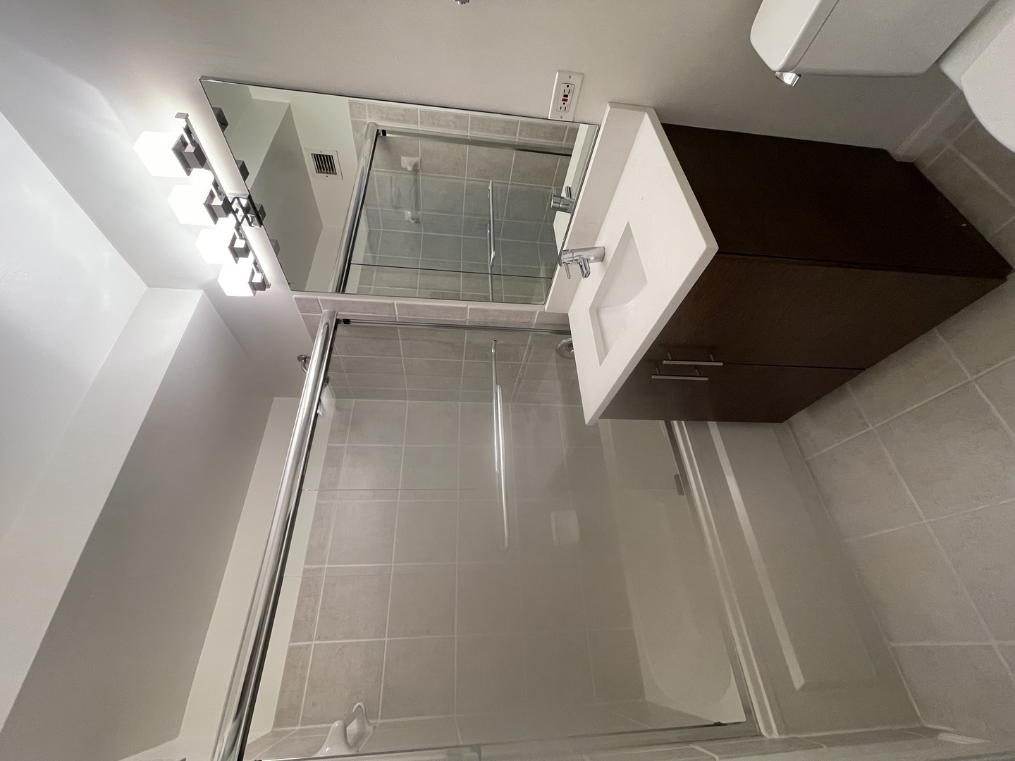 630 N State Street Unit: 1605