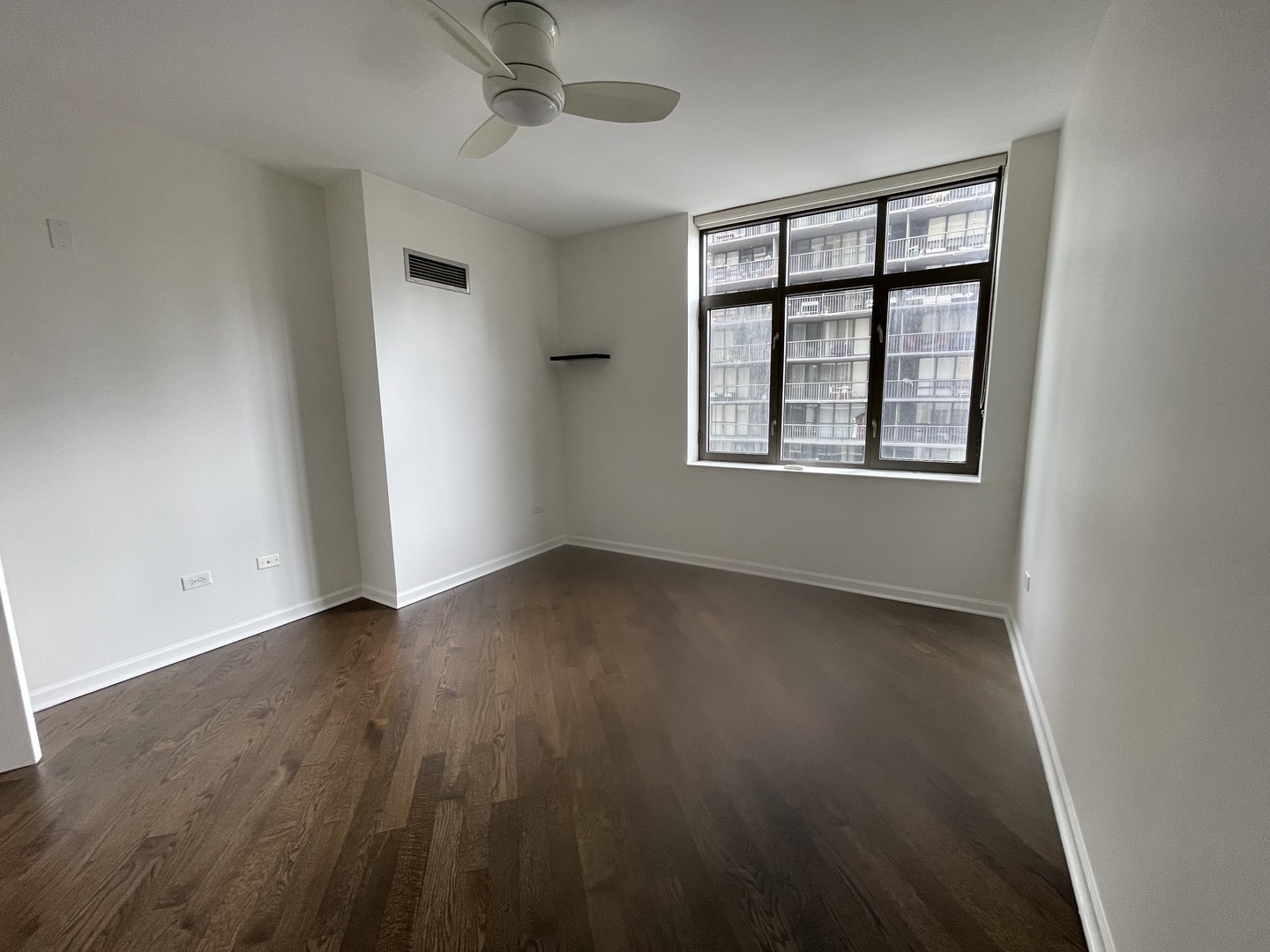 630 N State Street Unit: 1605