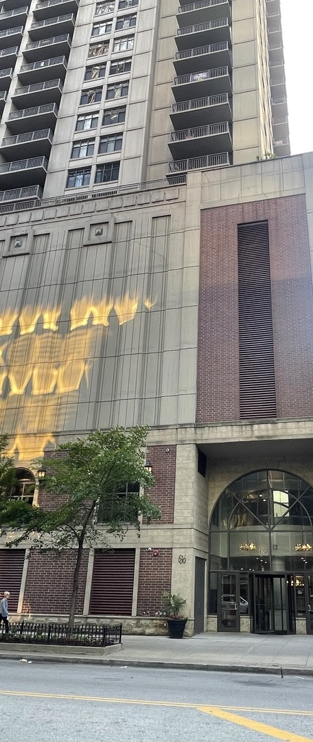 630 N State Street Unit: 1605