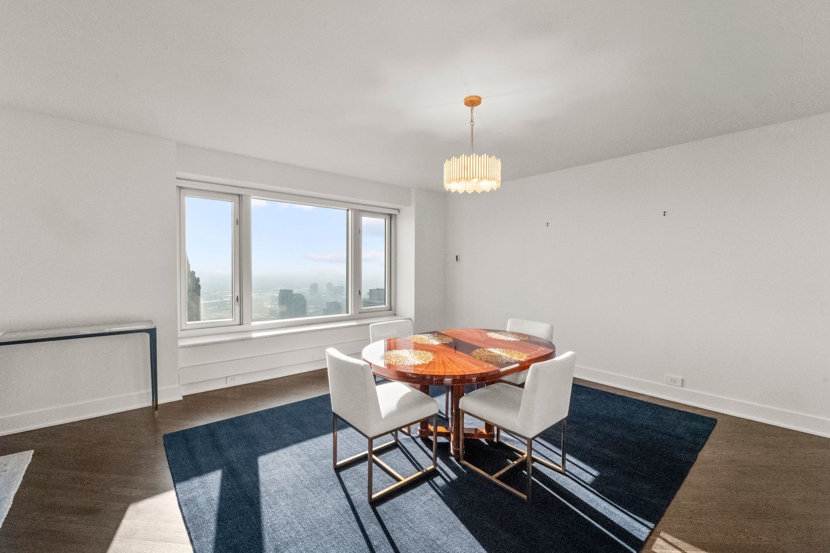 132 E DELAWARE Place Unit: 5303