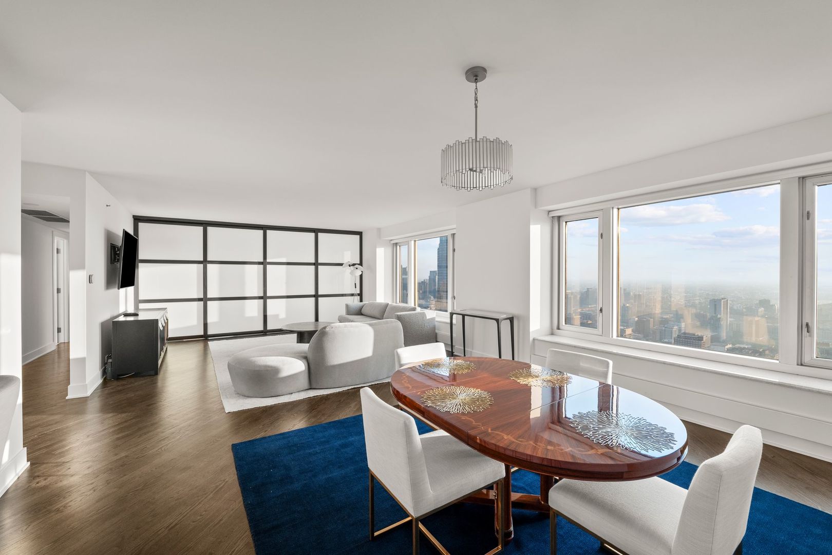 132 E DELAWARE Place Unit: 5303