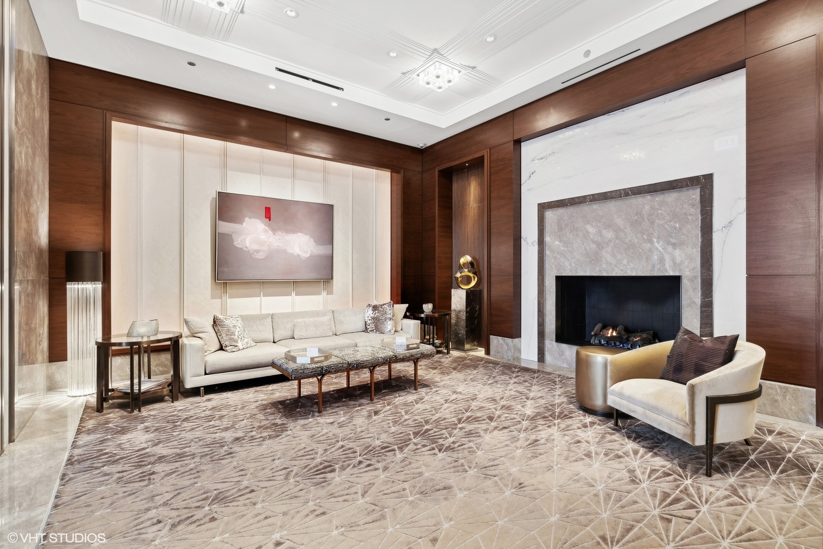 435 N Michigan Avenue Unit: 810