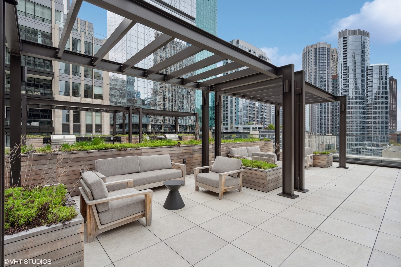 435 N Michigan Avenue Unit: 810