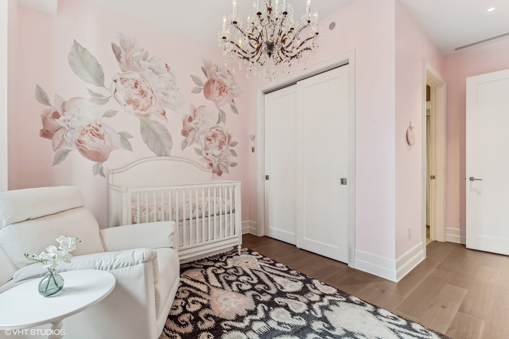 435 N Michigan Avenue Unit: 810
