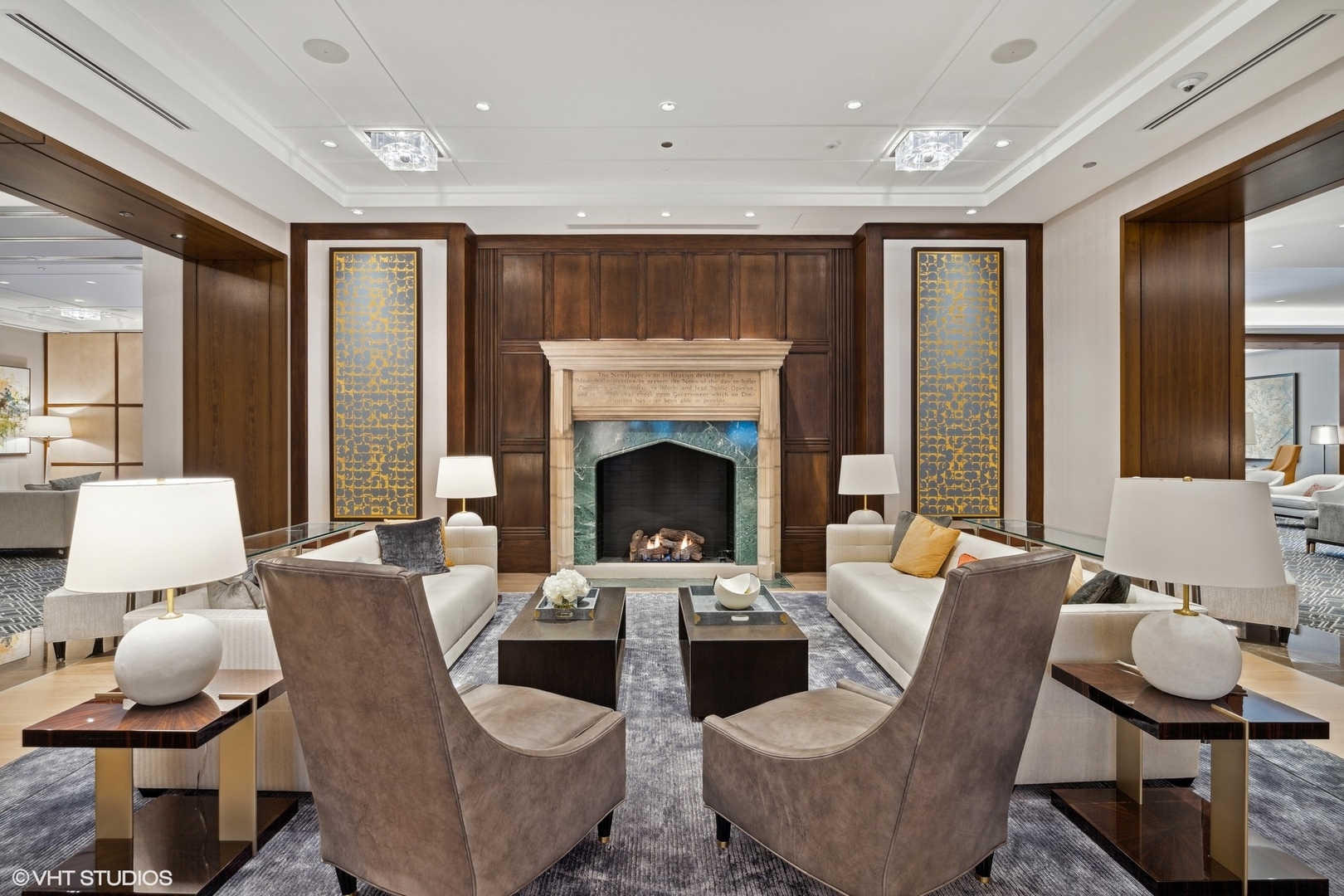 435 N Michigan Avenue Unit: 810