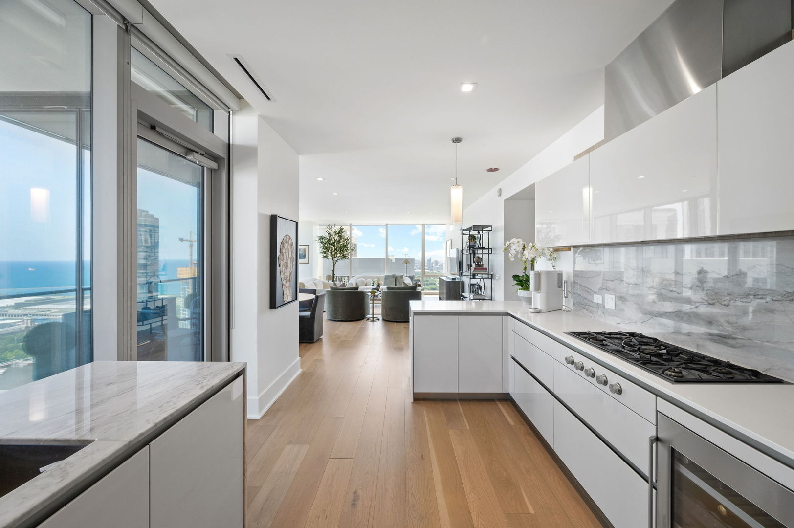 363 E Wacker Drive Unit: 3109