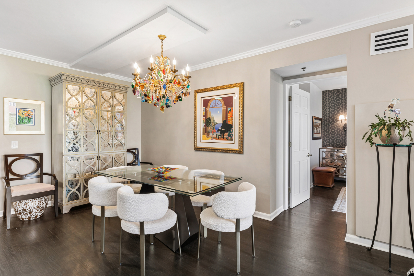 55 W Delaware Place Unit: 607