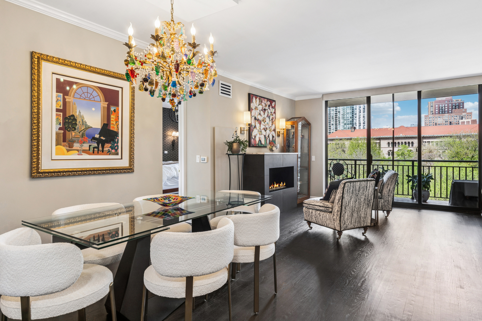 55 W Delaware Place Unit: 607