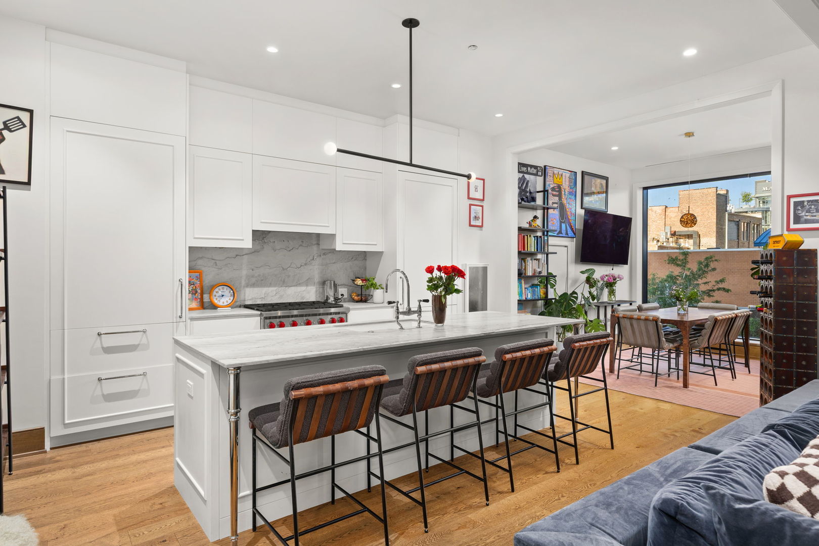 21 N May Street Unit: 405