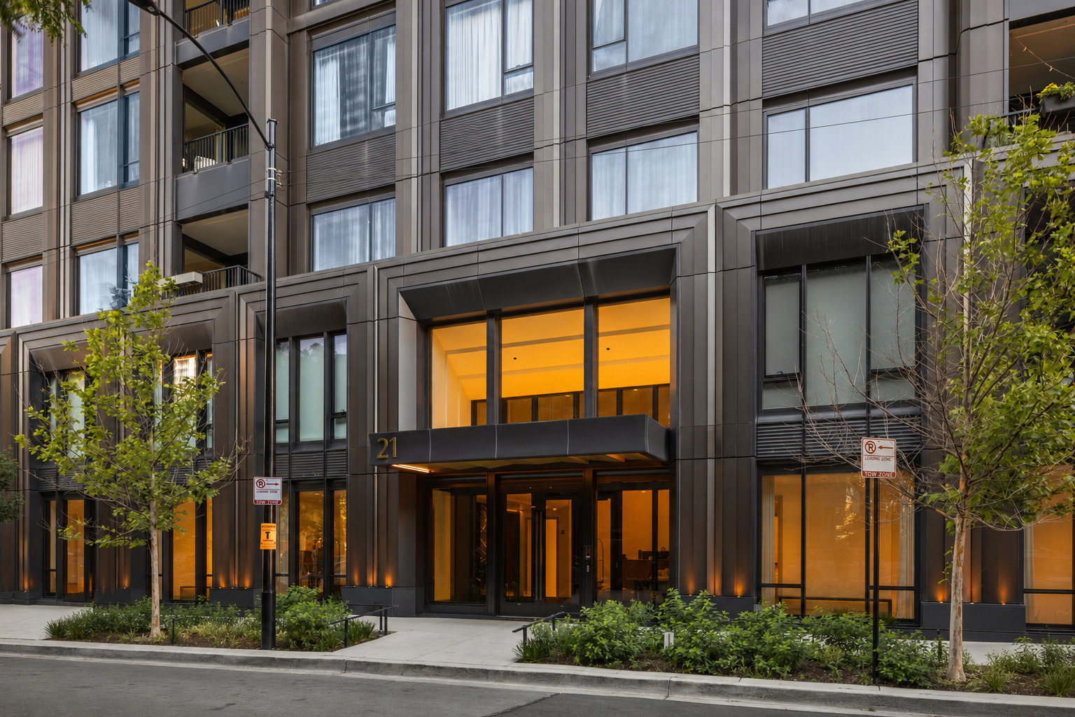 21 N May Street Unit: 405