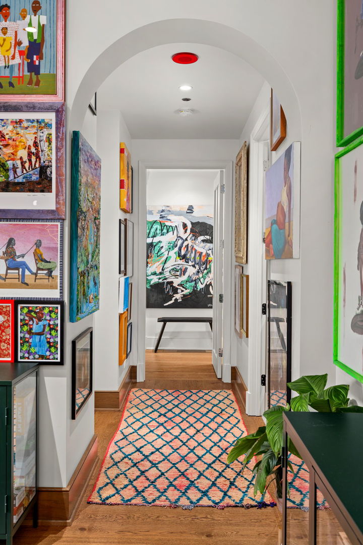 21 N May Street Unit: 405