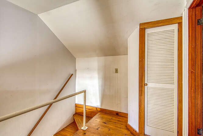 871 Castine Road