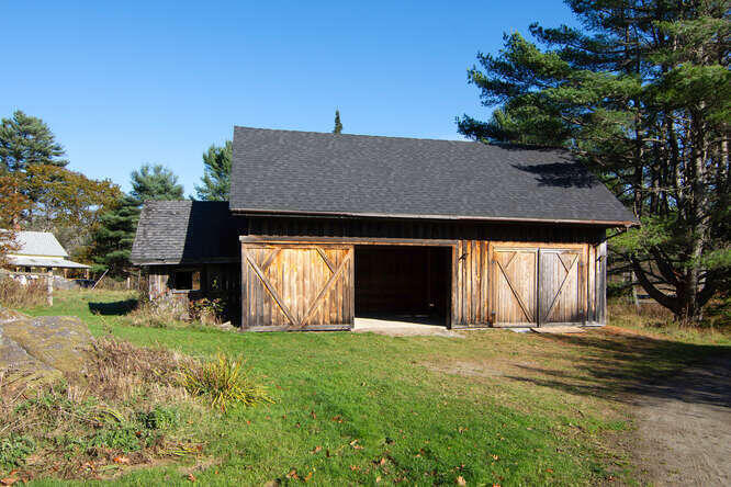 871 Castine Road