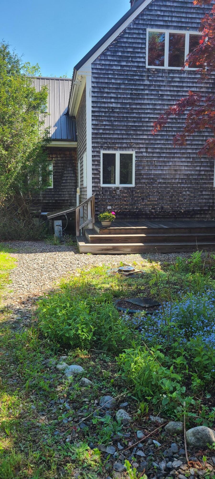 1035 Cape Jellison Road