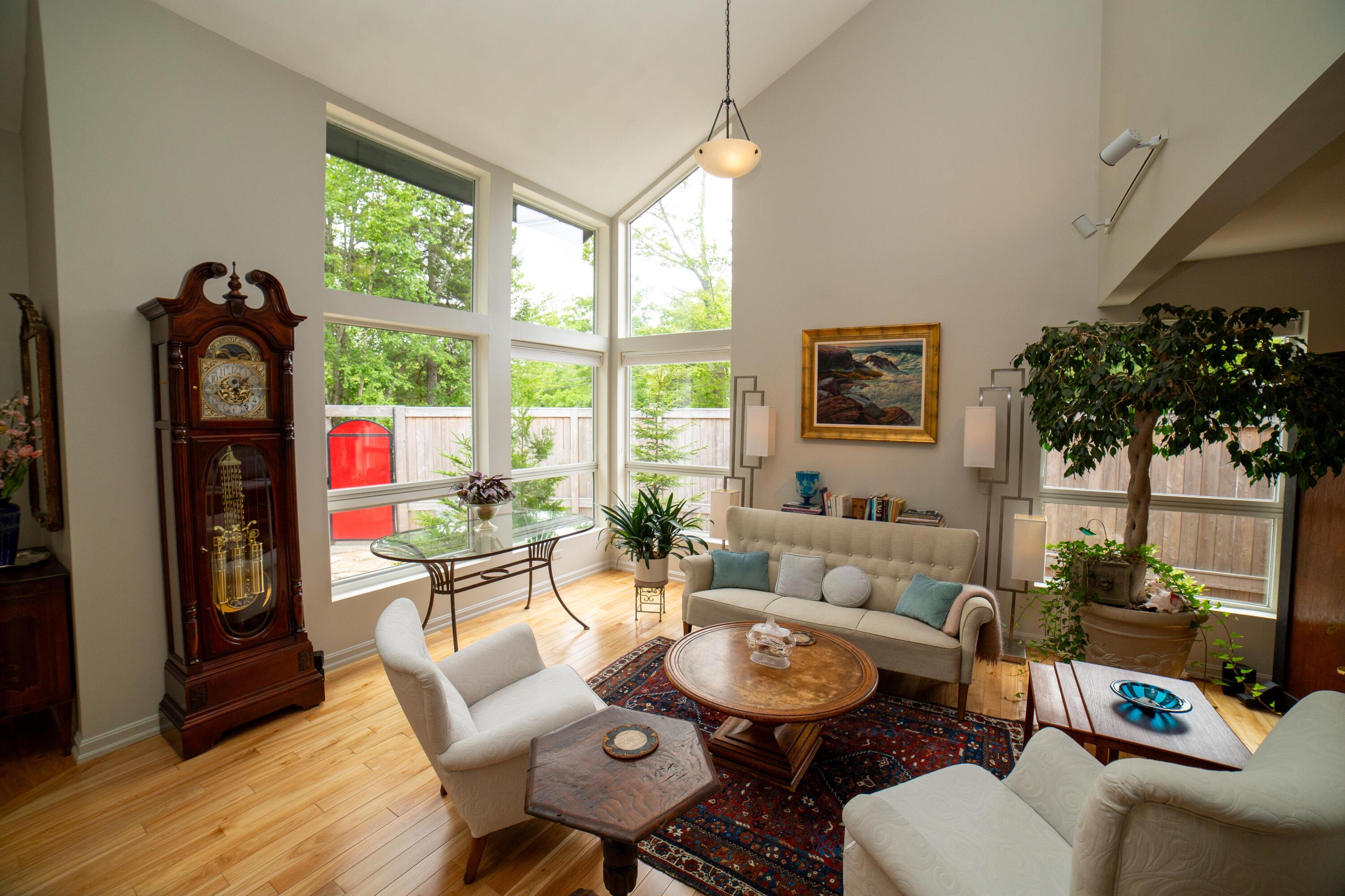 341 Ellsworth Road