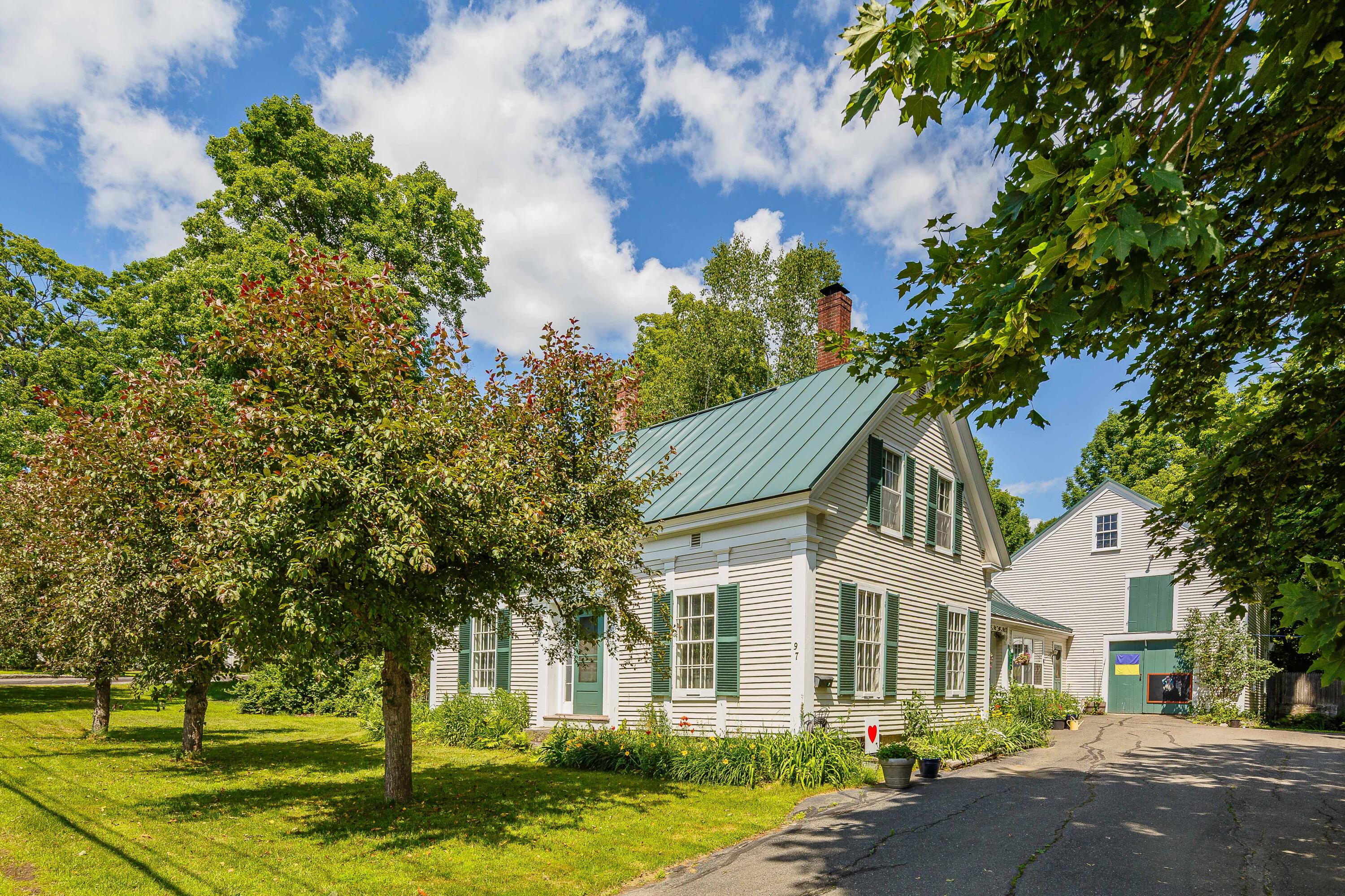 97 North Street, Dover-Foxcroft
