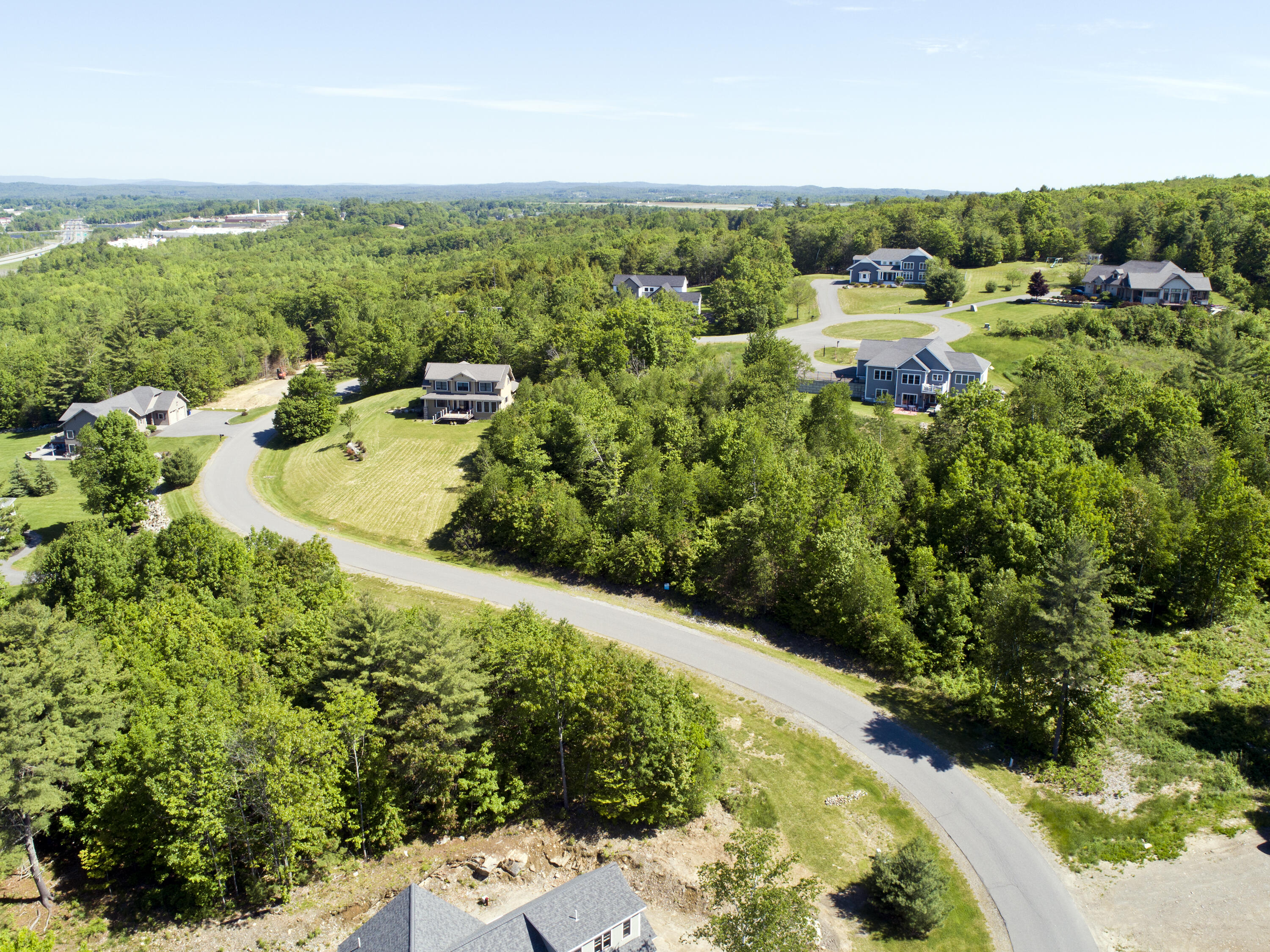 11 Overlook Drive 11