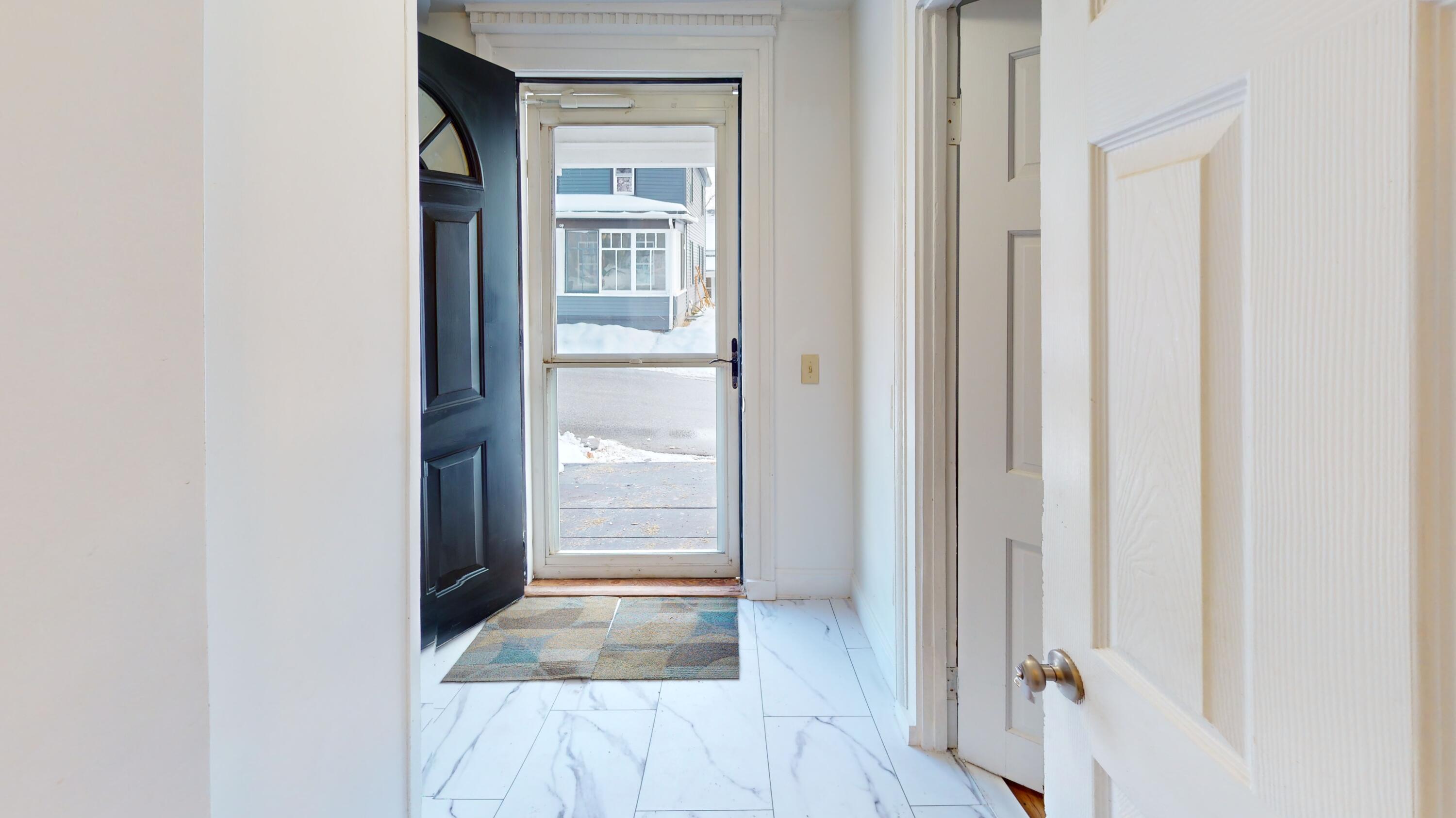6 Flagg Street