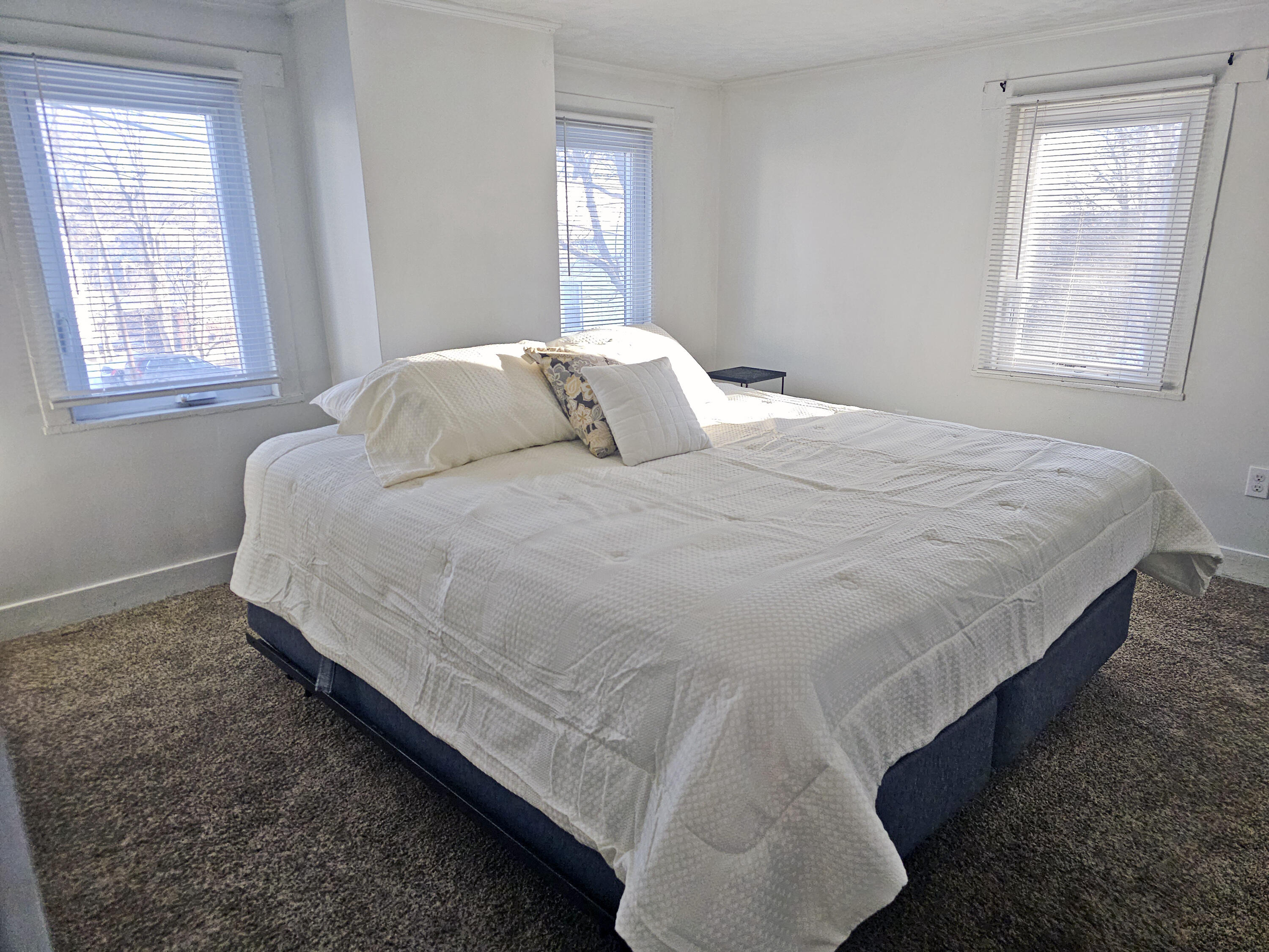 6 Flagg Street