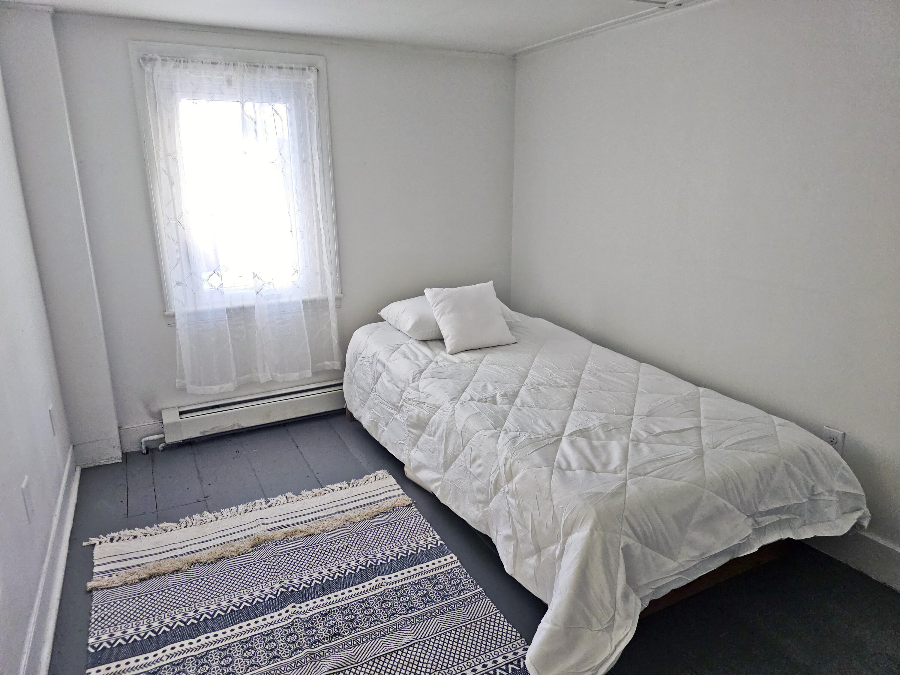 6 Flagg Street