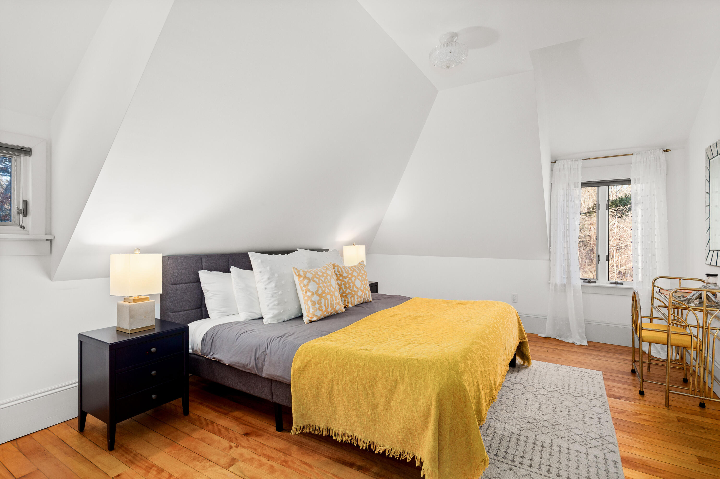 26 Old Searsport Avenue