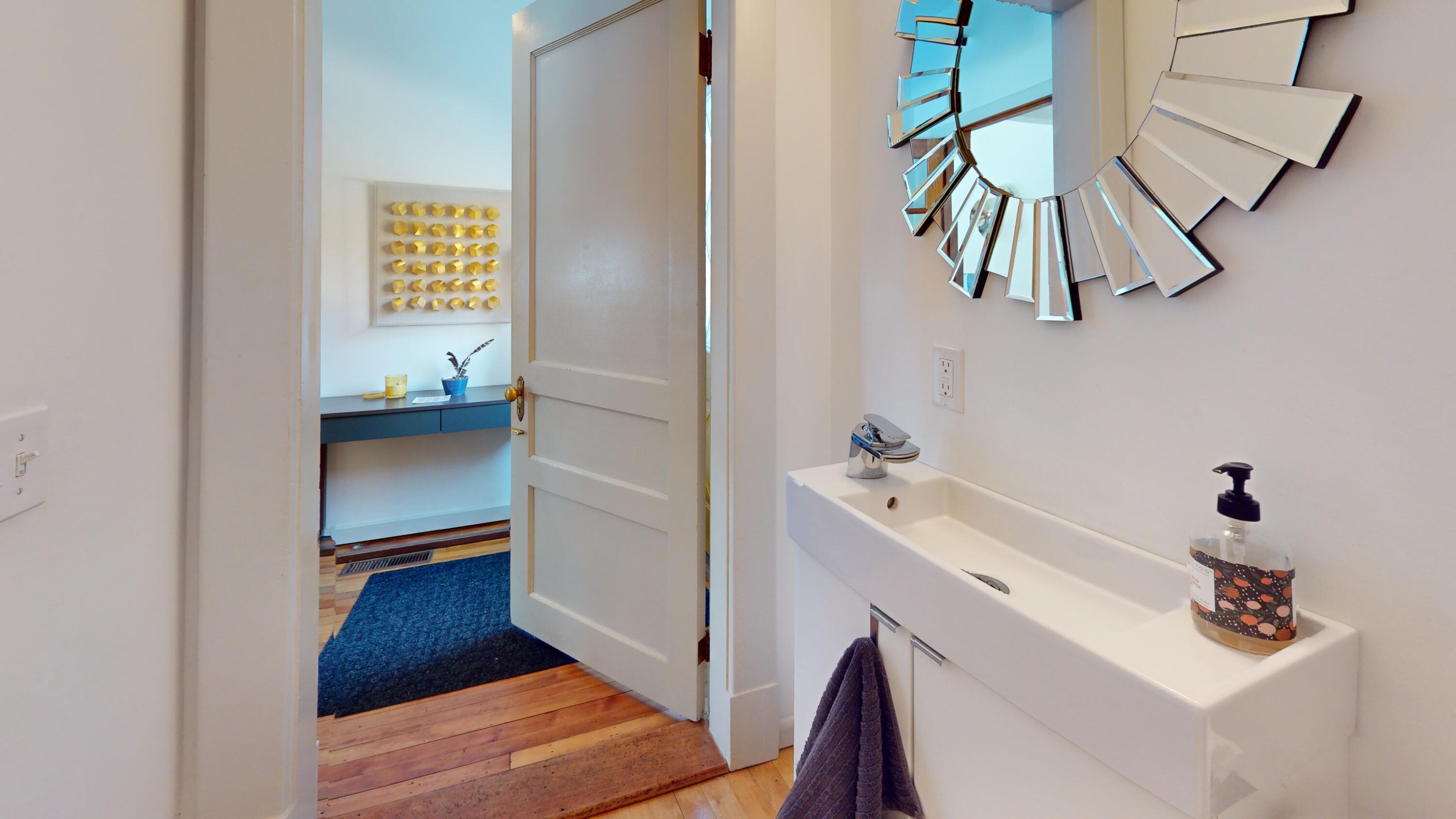 26 Old Searsport Avenue