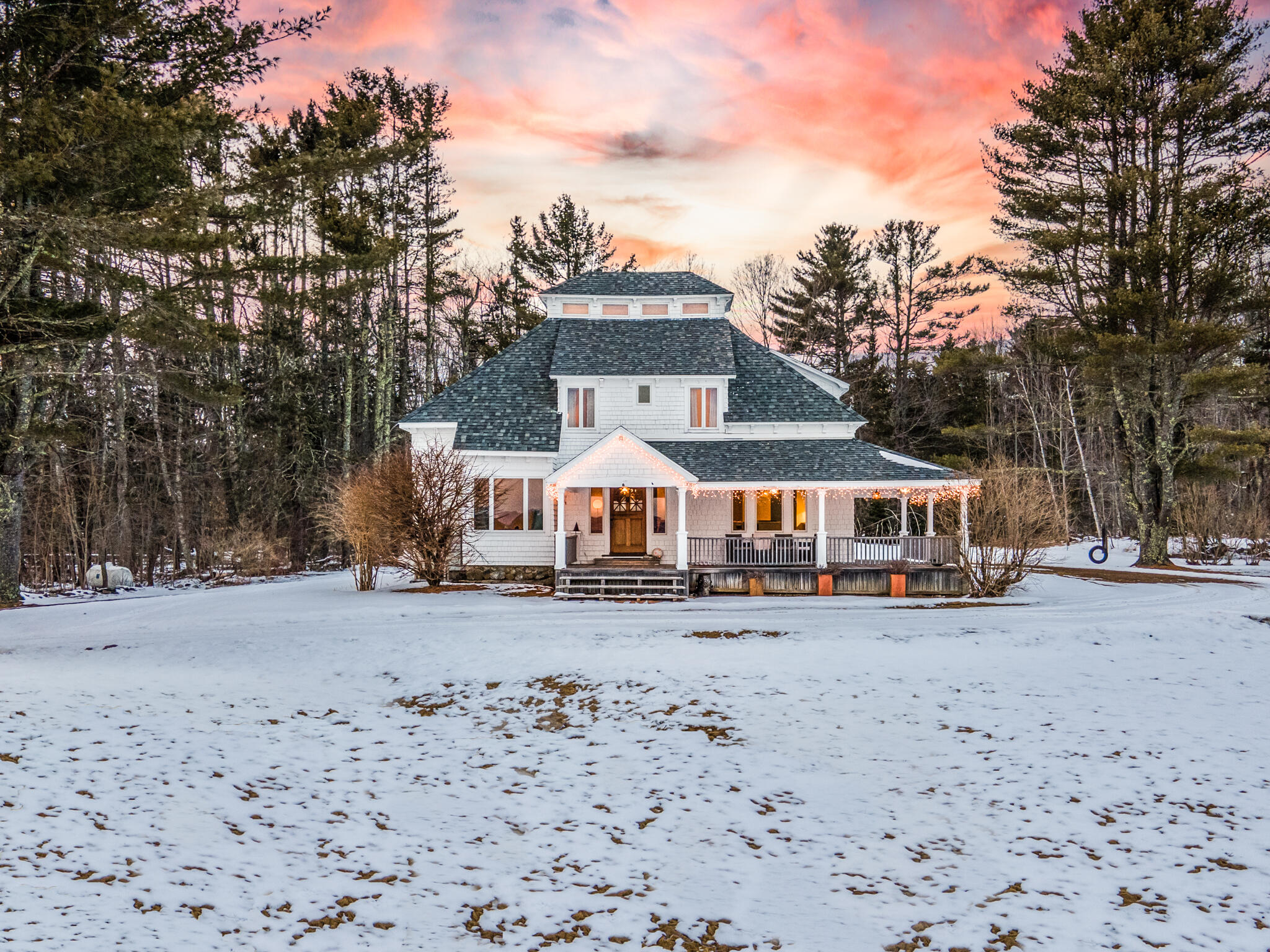 26 Old Searsport Avenue