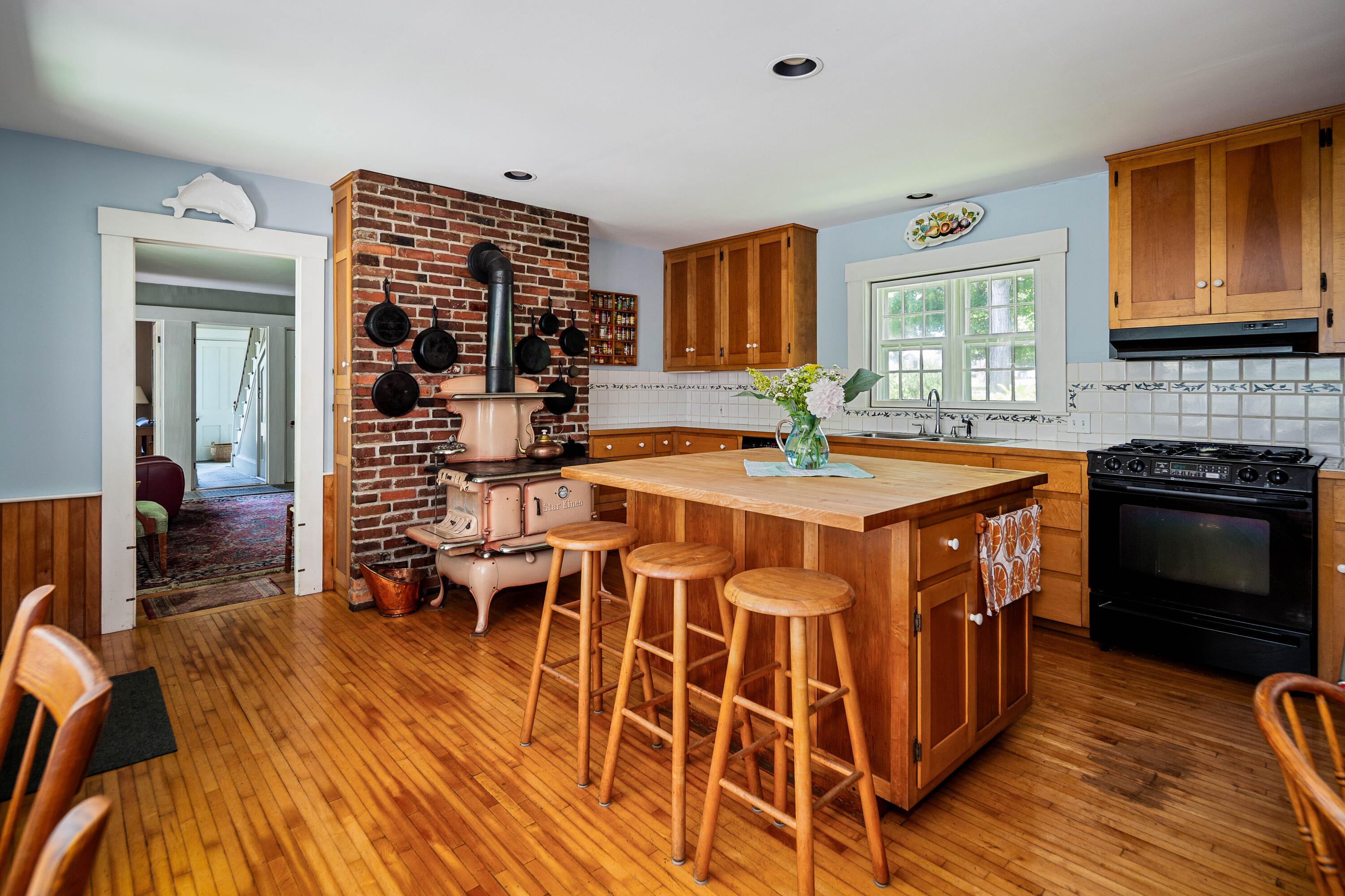 97 North Street, Dover-Foxcroft