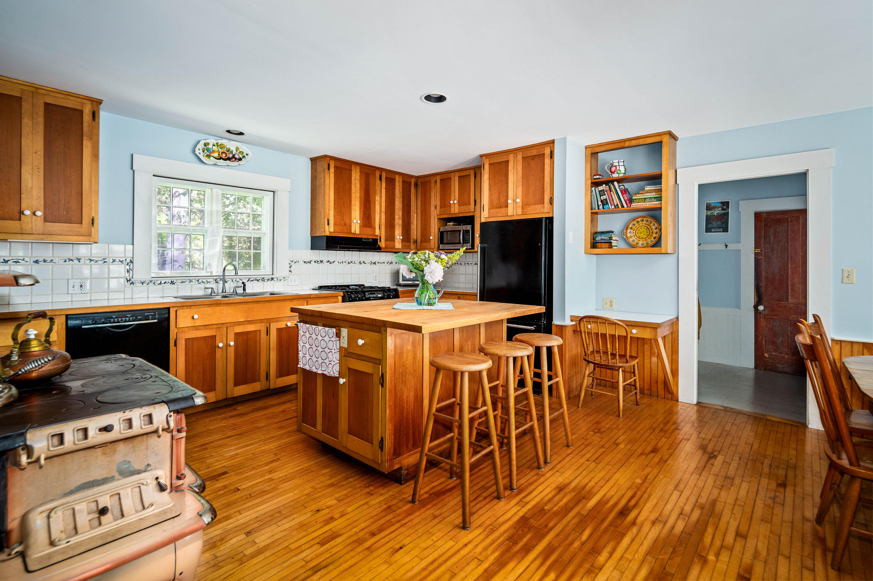 97 North Street, Dover-Foxcroft