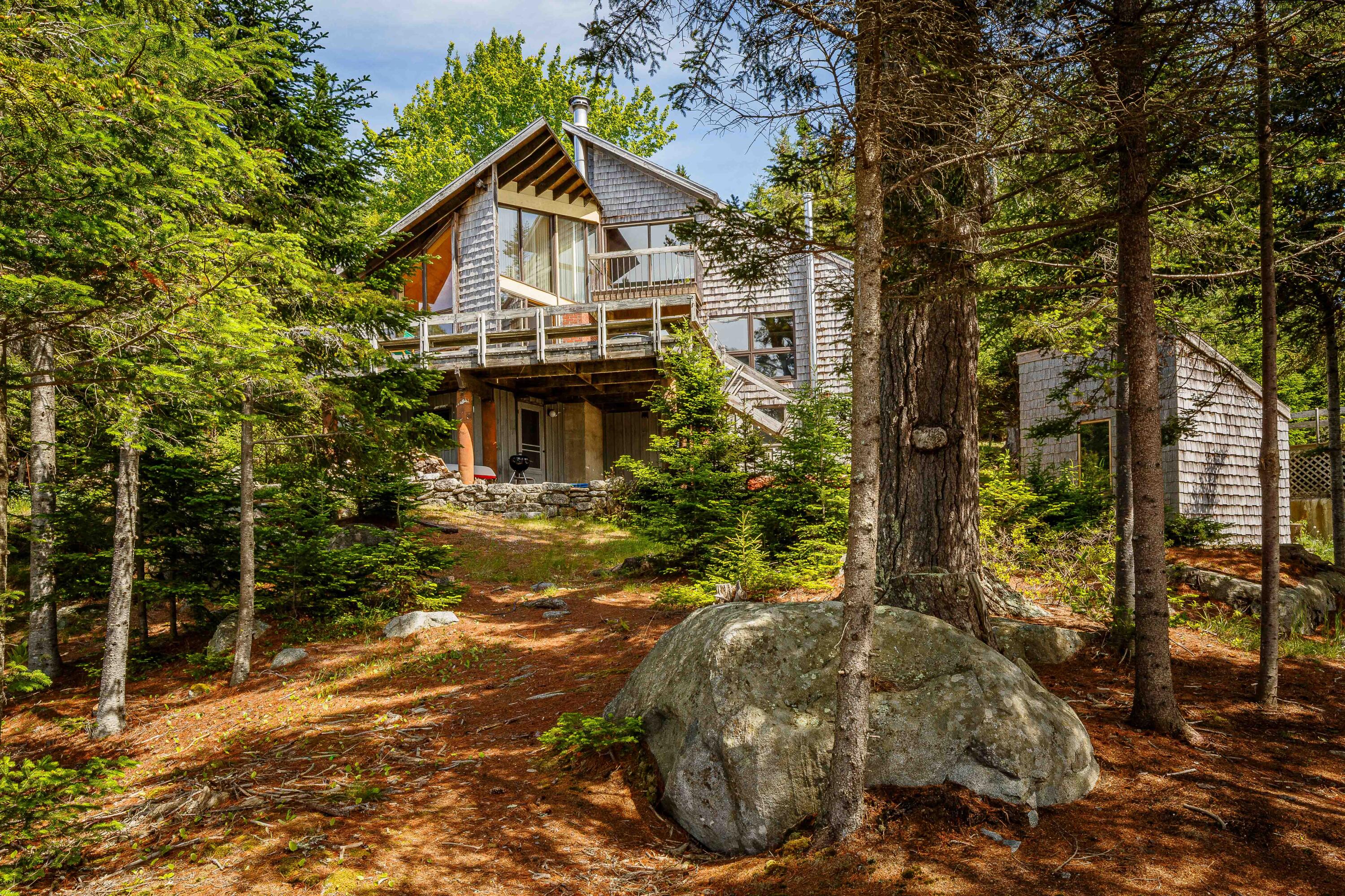 16 Modin Lane