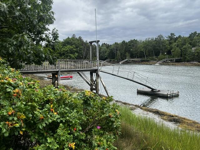 22 Little Crow Point