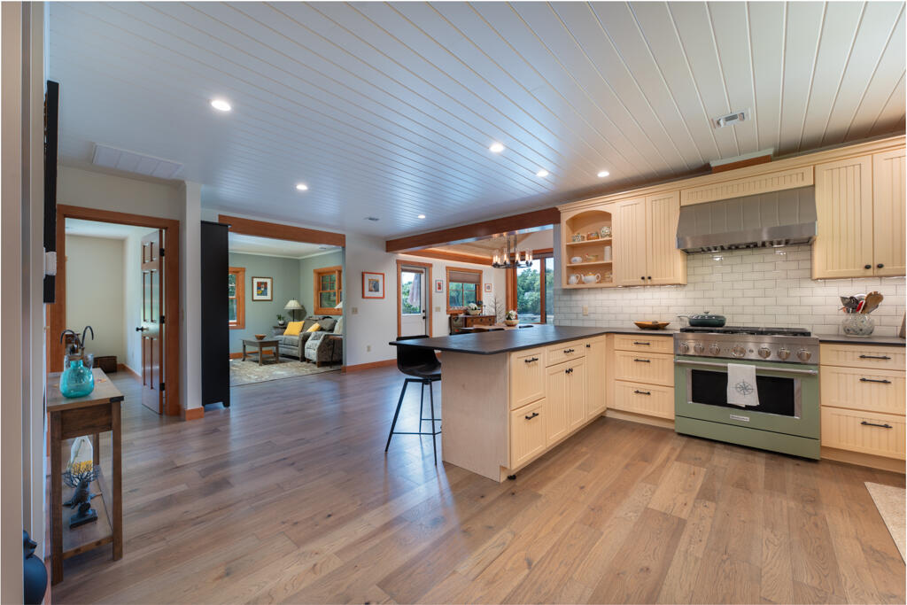 22 Little Crow Point