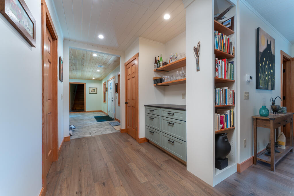 22 Little Crow Point