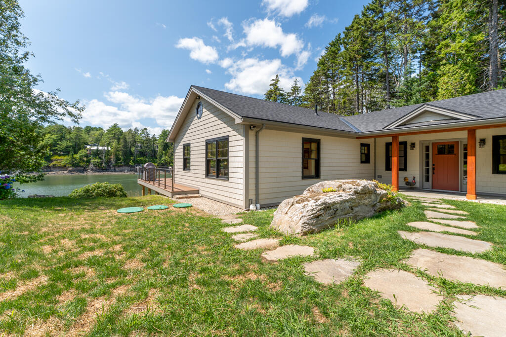 22 Little Crow Point