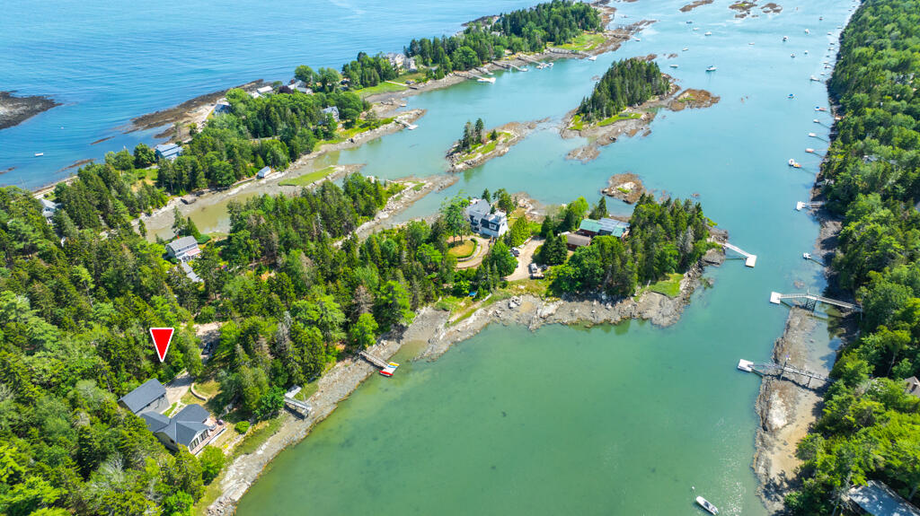 22 Little Crow Point