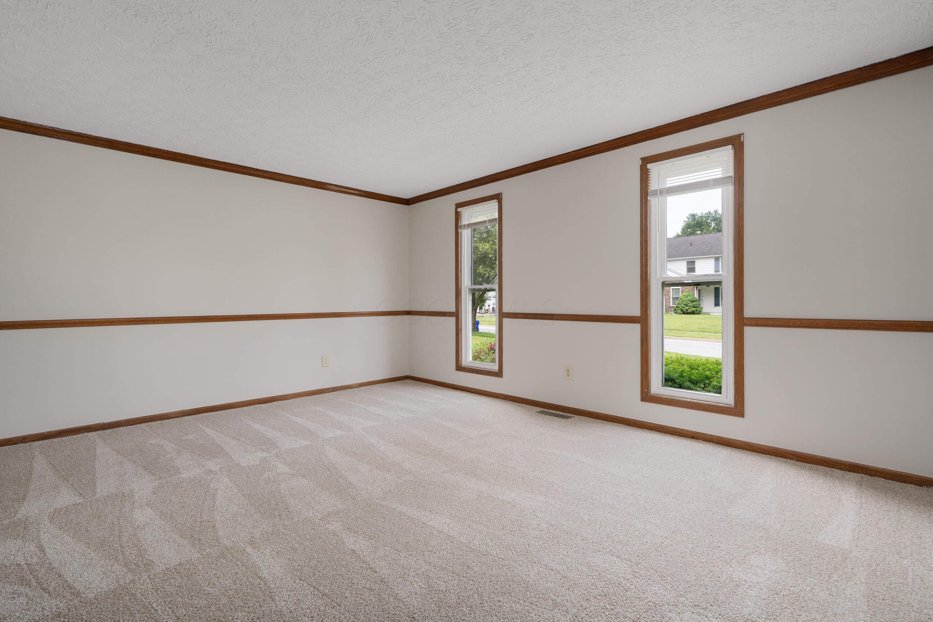 7552 Deer Creek Drive