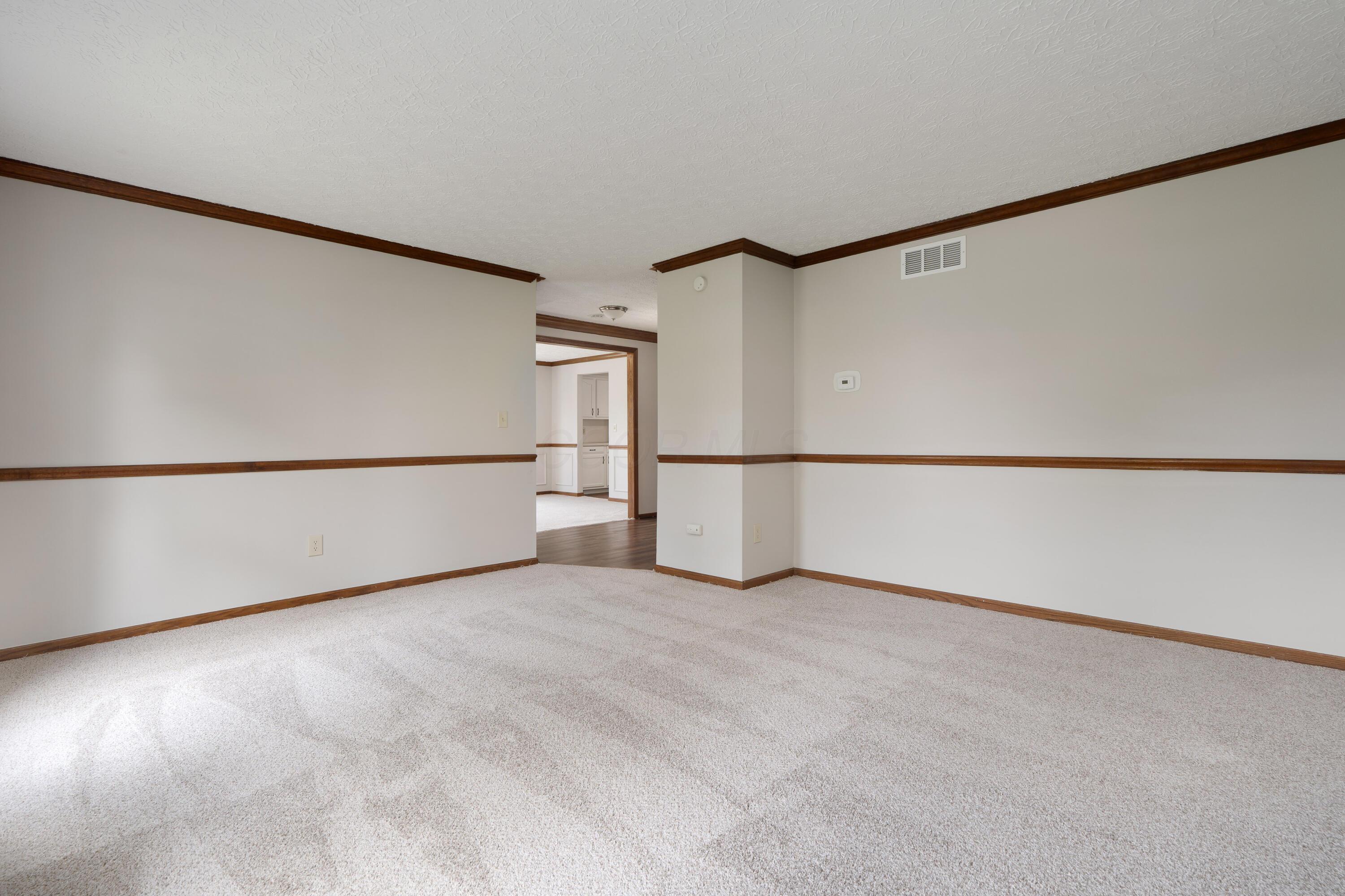 7552 Deer Creek Drive