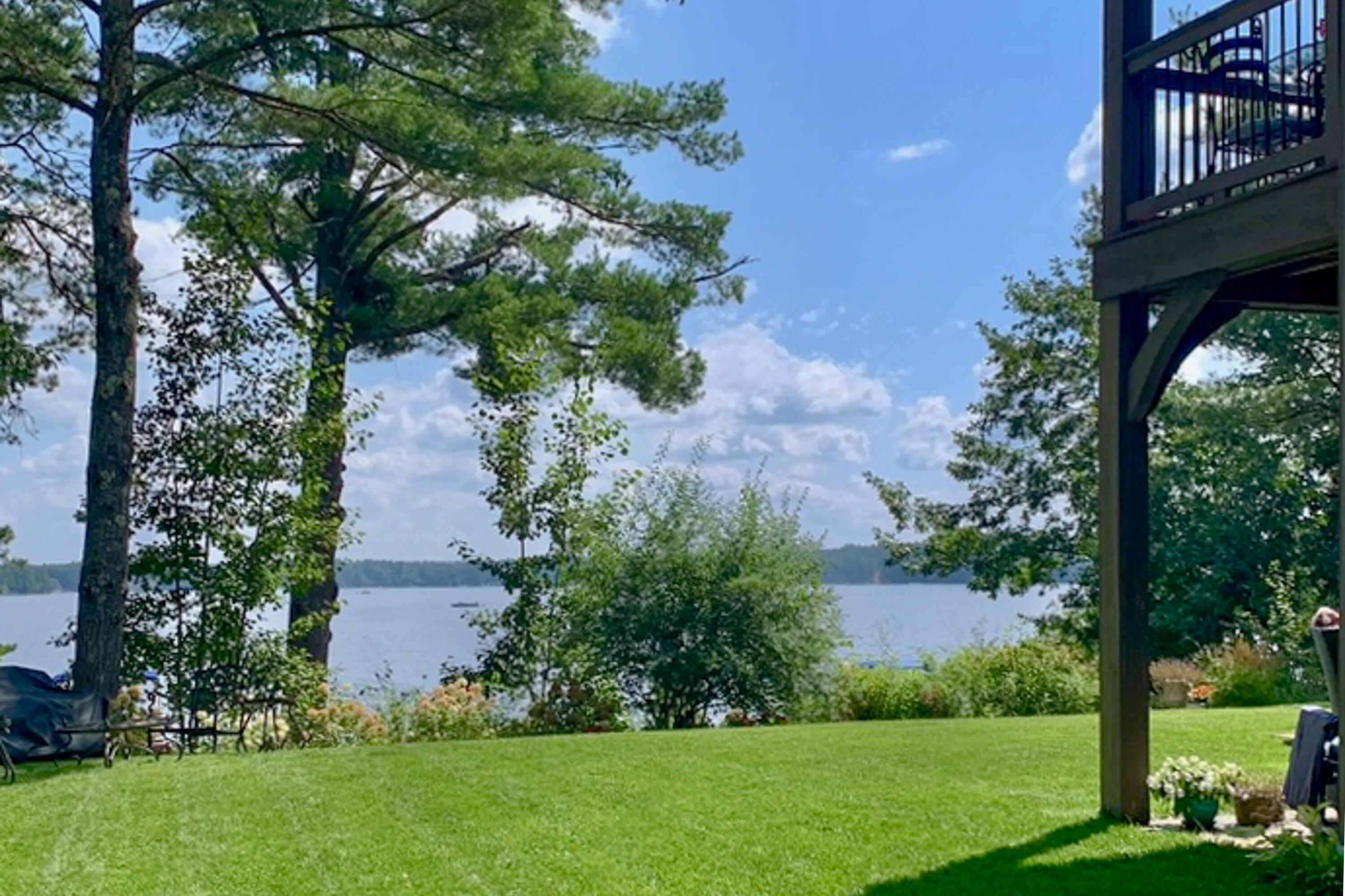 936 W Shore Drive