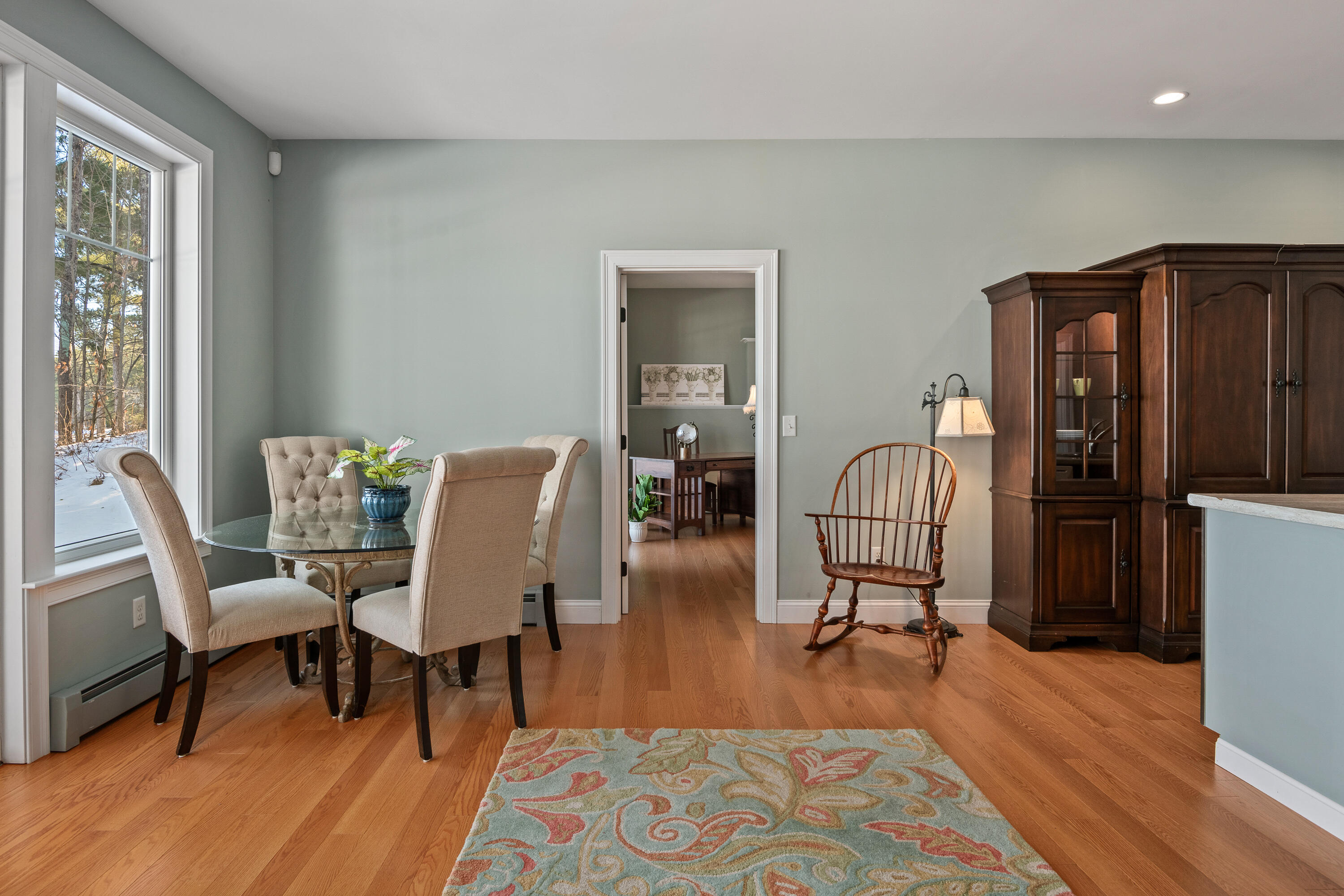 936 W Shore Drive