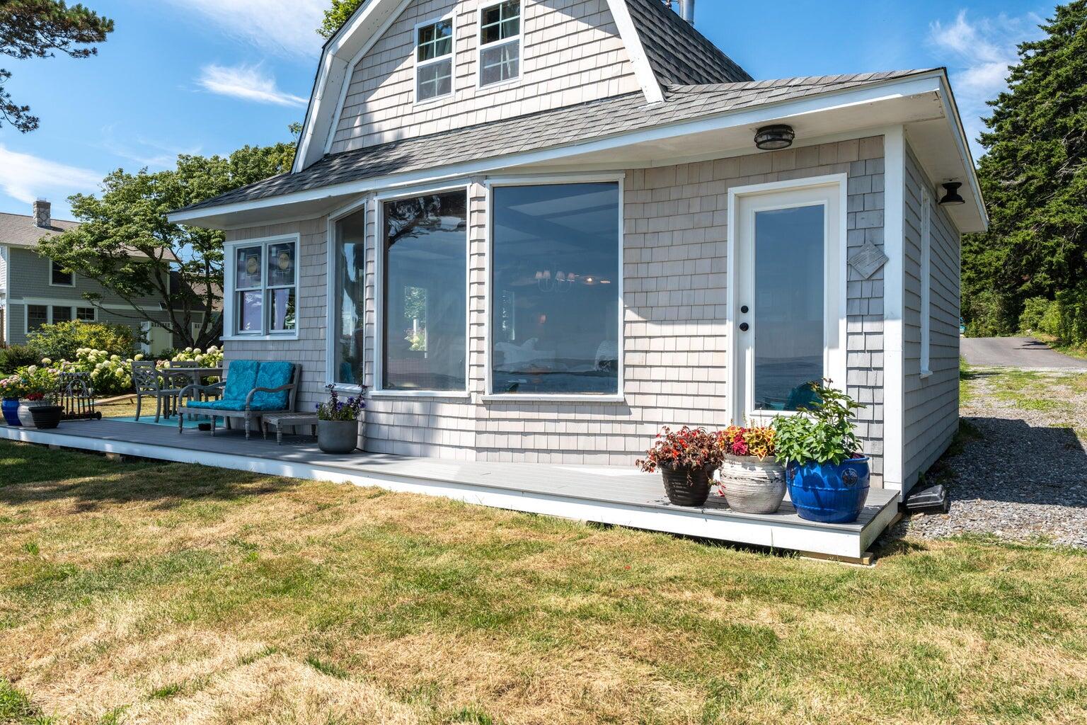 8 Summerside Lane