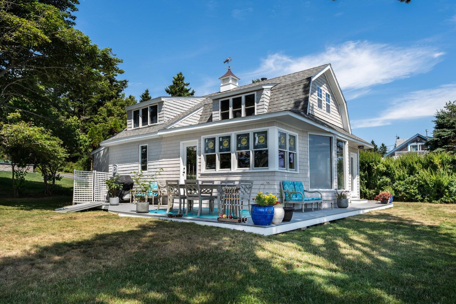 8 Summerside Lane