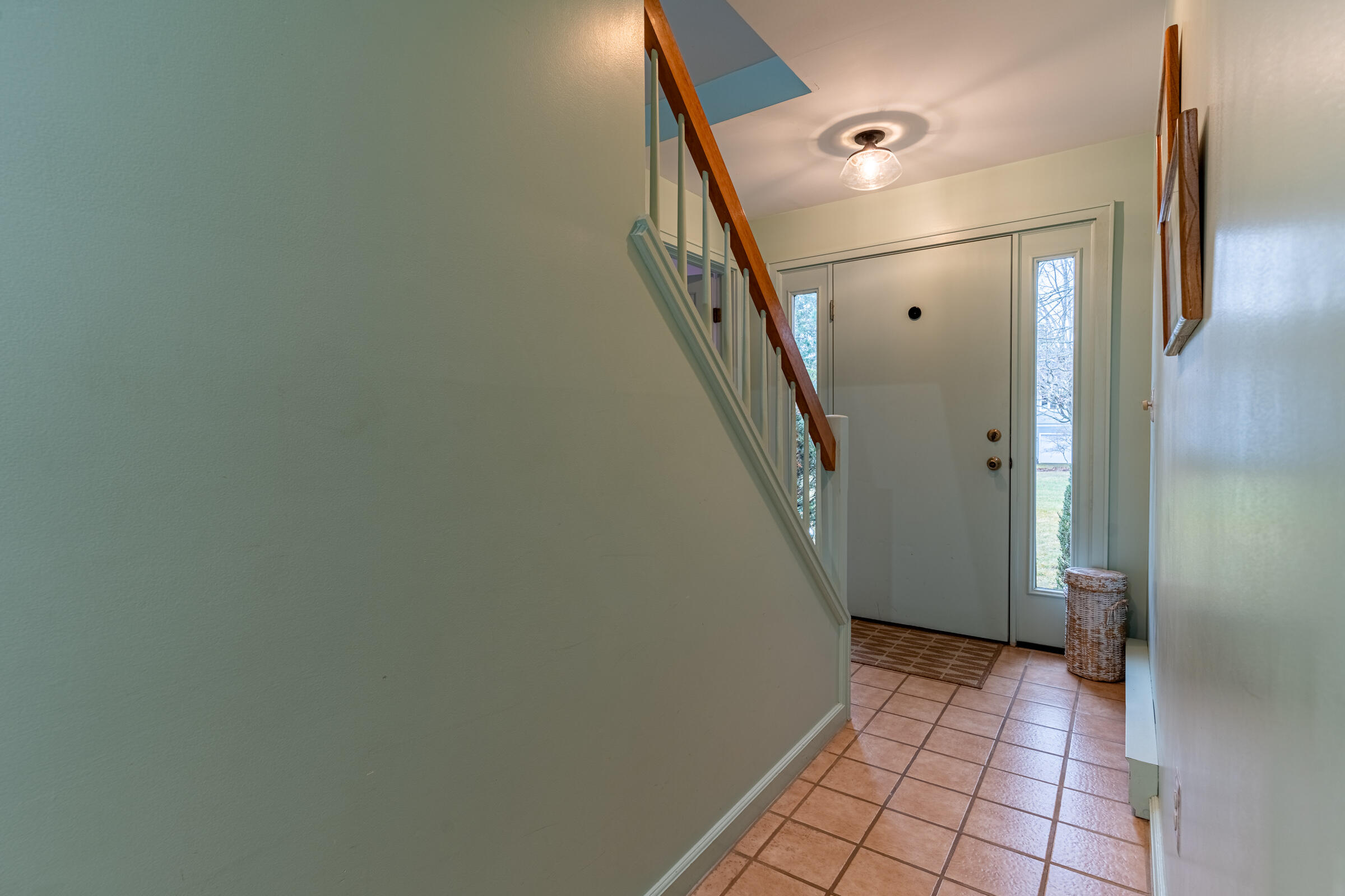 241 Sea Road, 11
