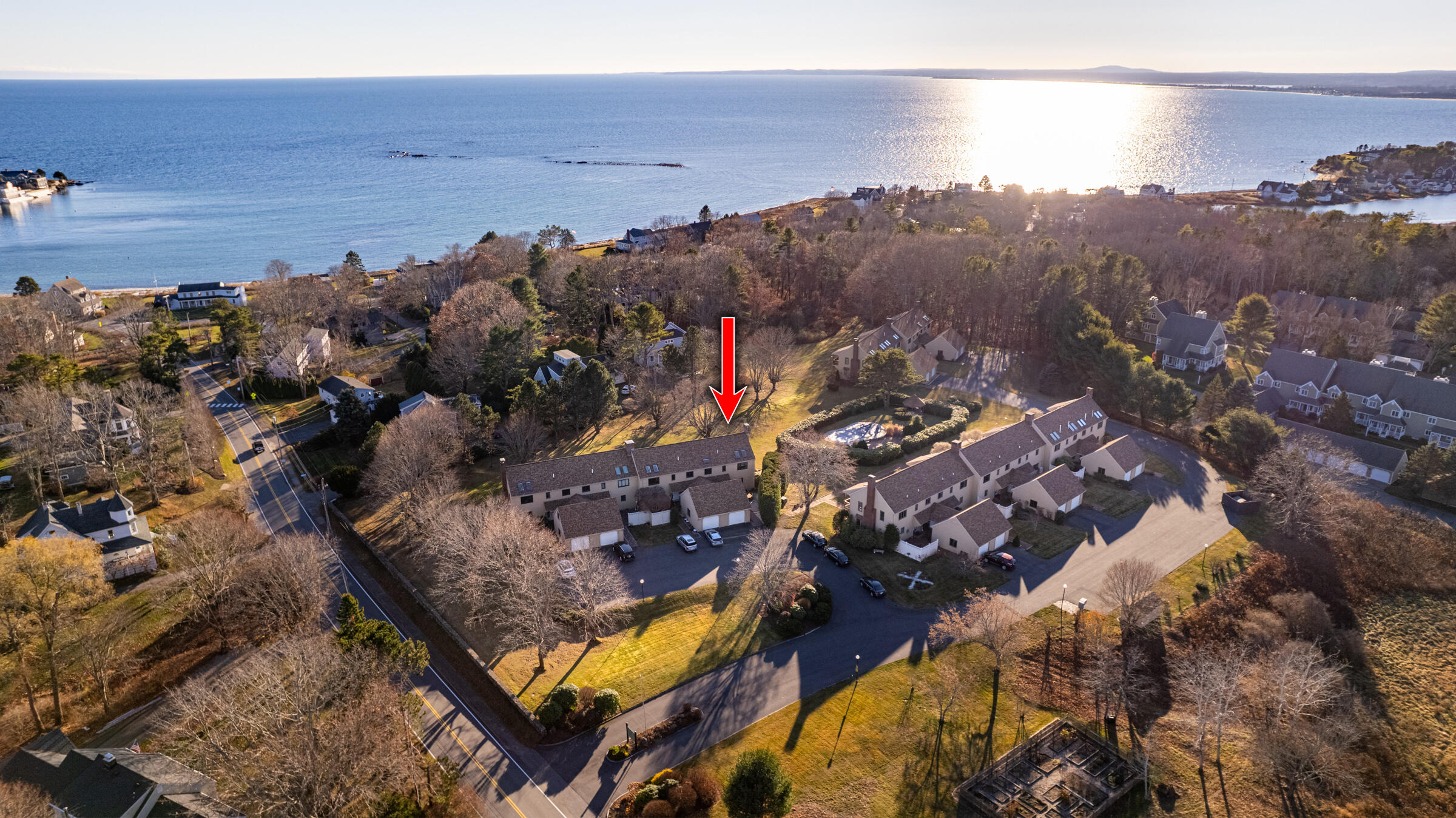 241 Sea Road, 11