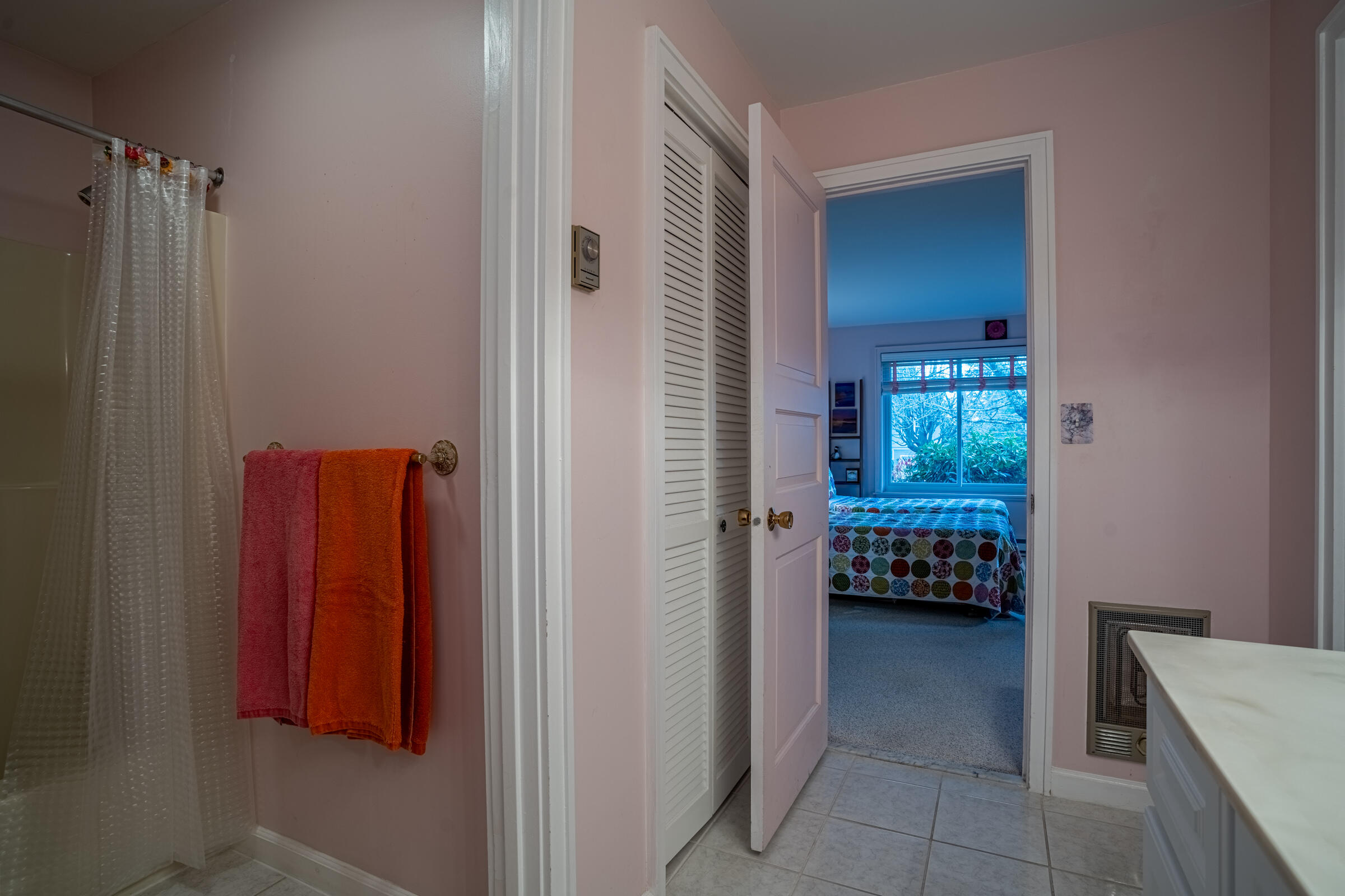 241 Sea Road, 11