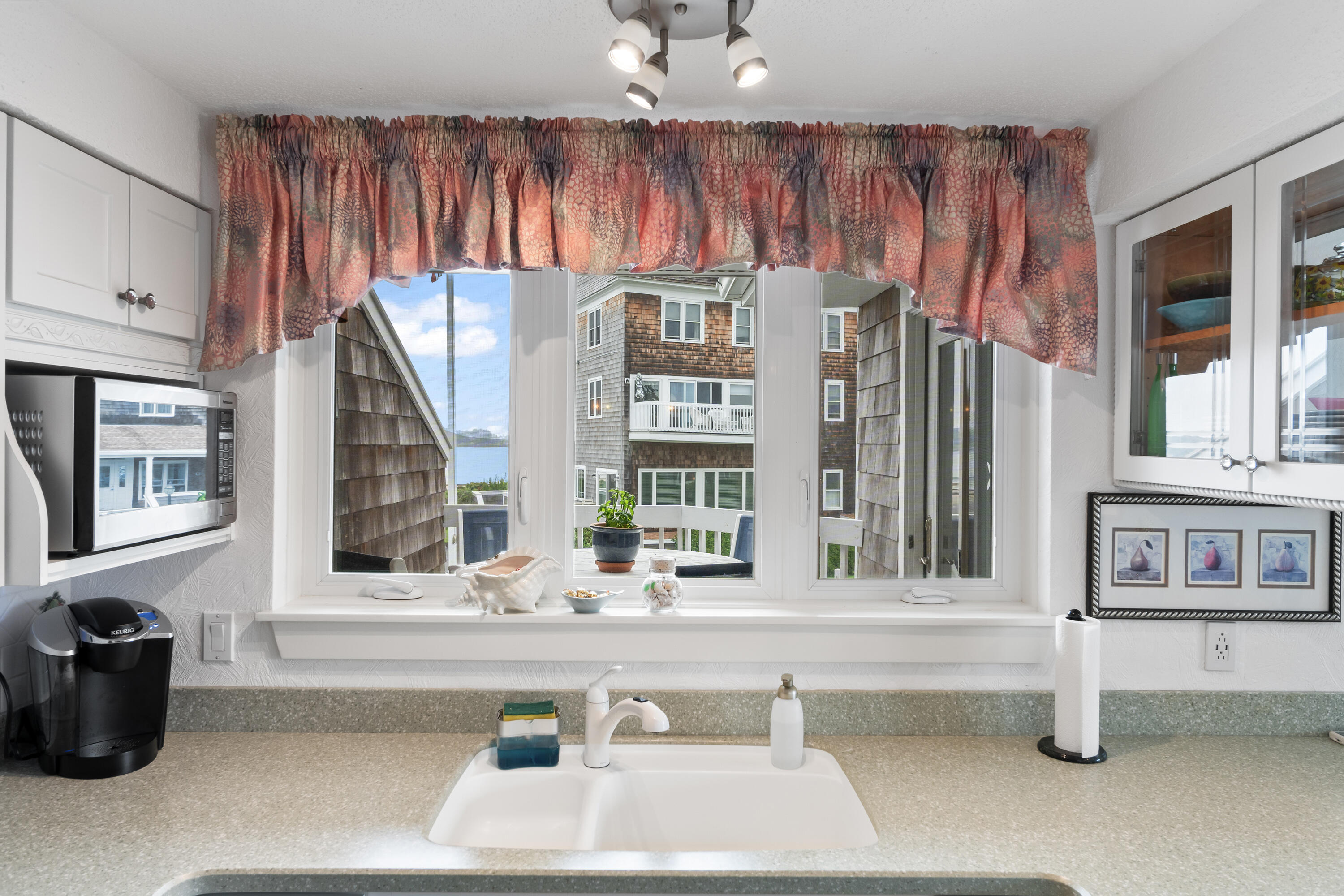143 Beach Avenue, 202