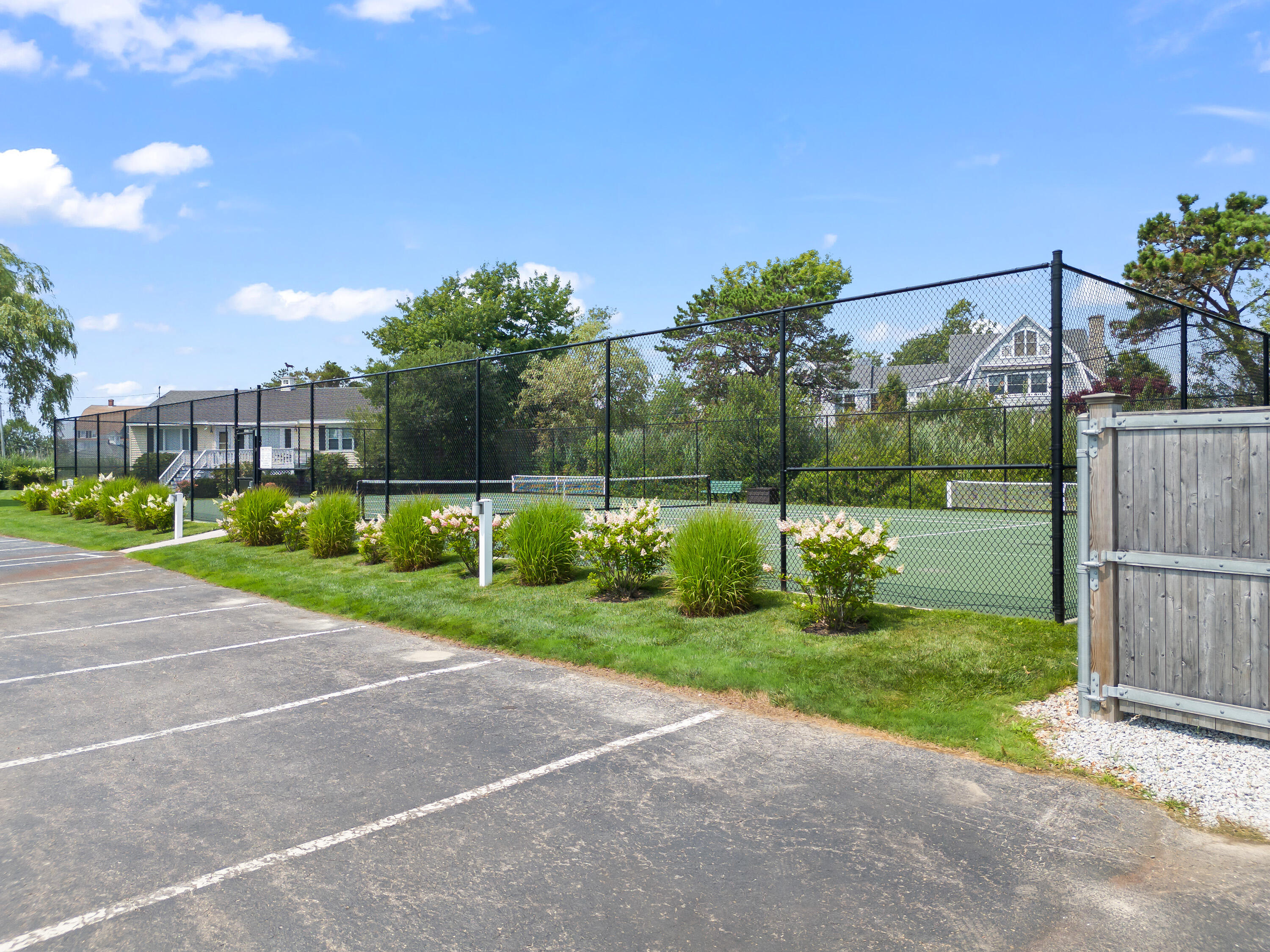 143 Beach Avenue, 202