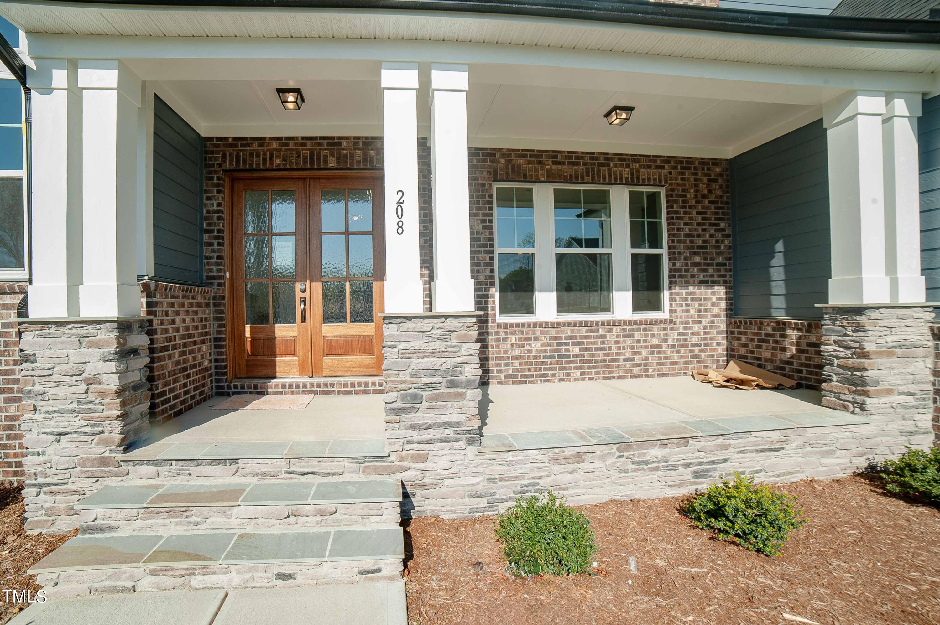 208 Streamside Drive