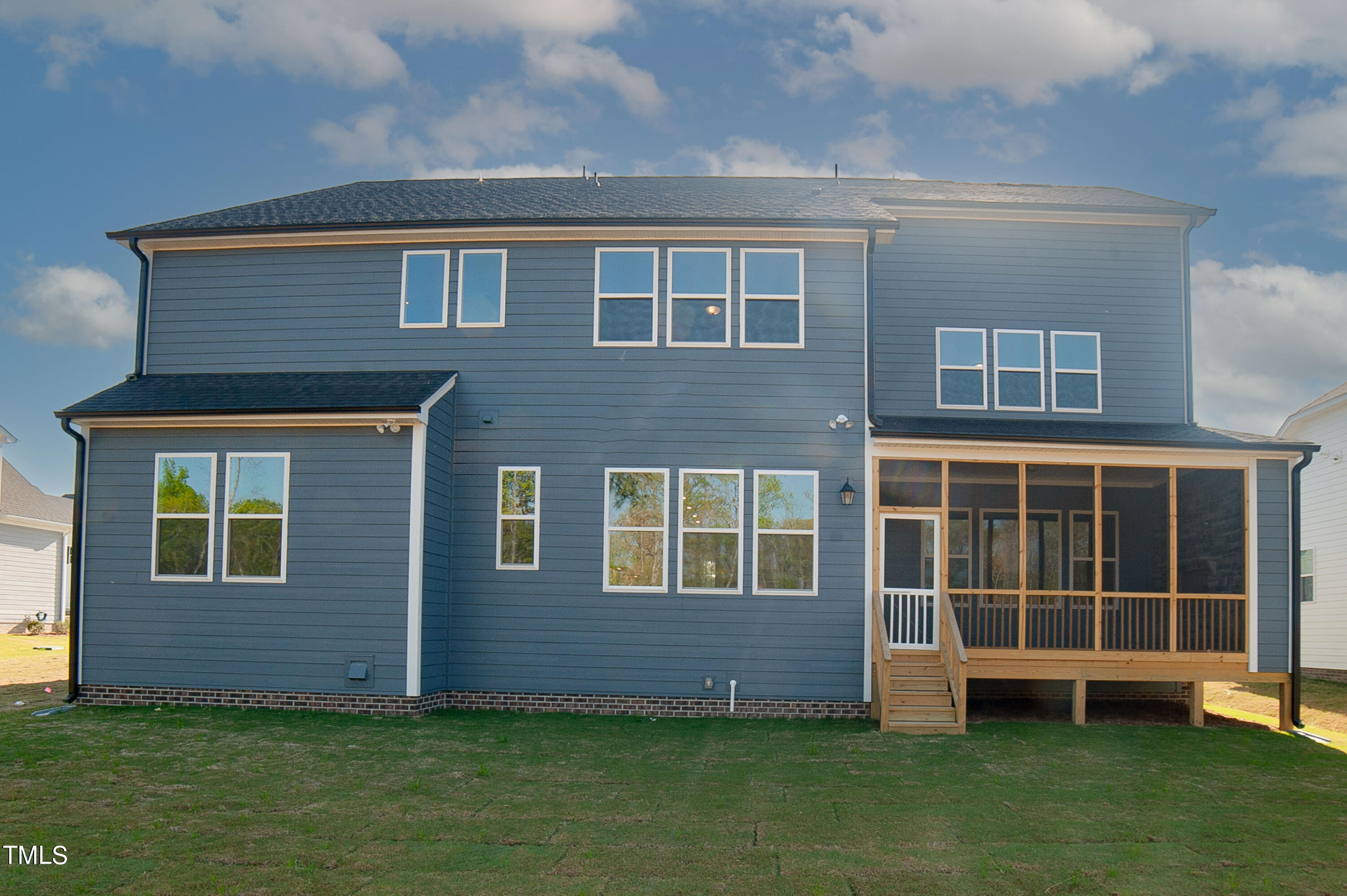 208 Streamside Drive