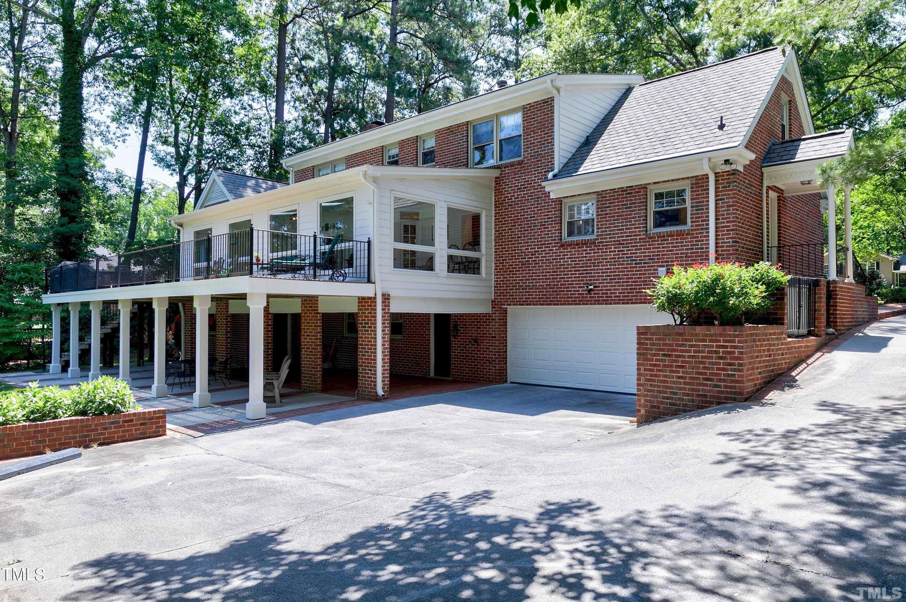 208 Glasgow Road